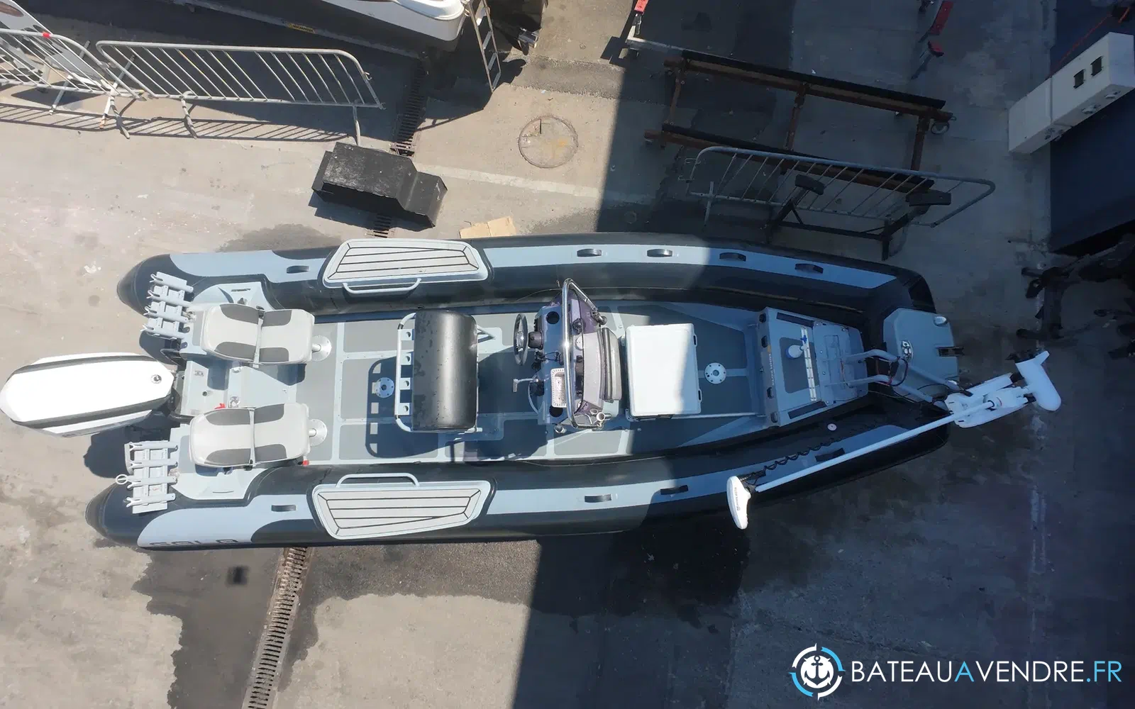 slider 2 Gala Boats V650 Fishing