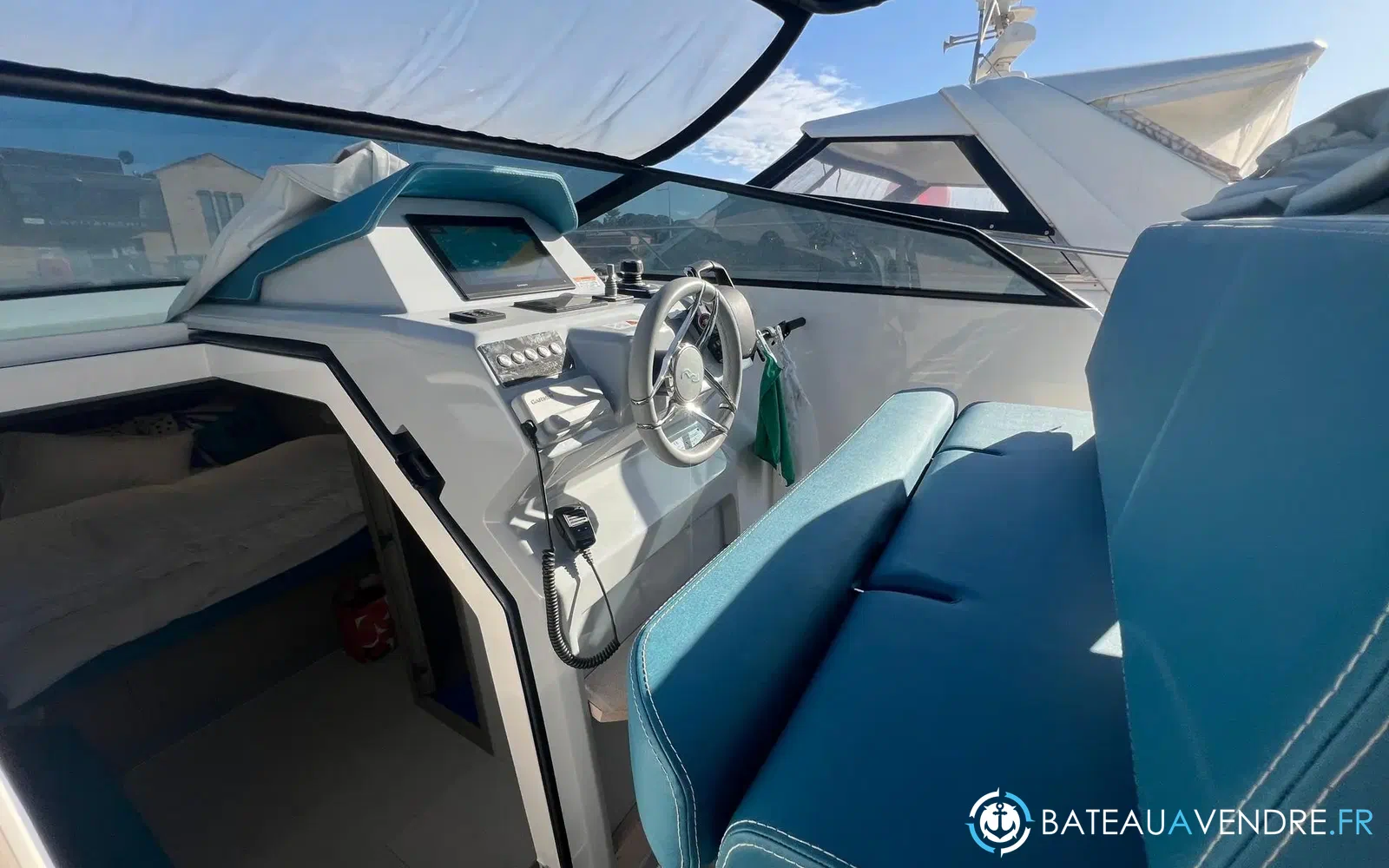 slider 8 Rio Yachts Daytona 34