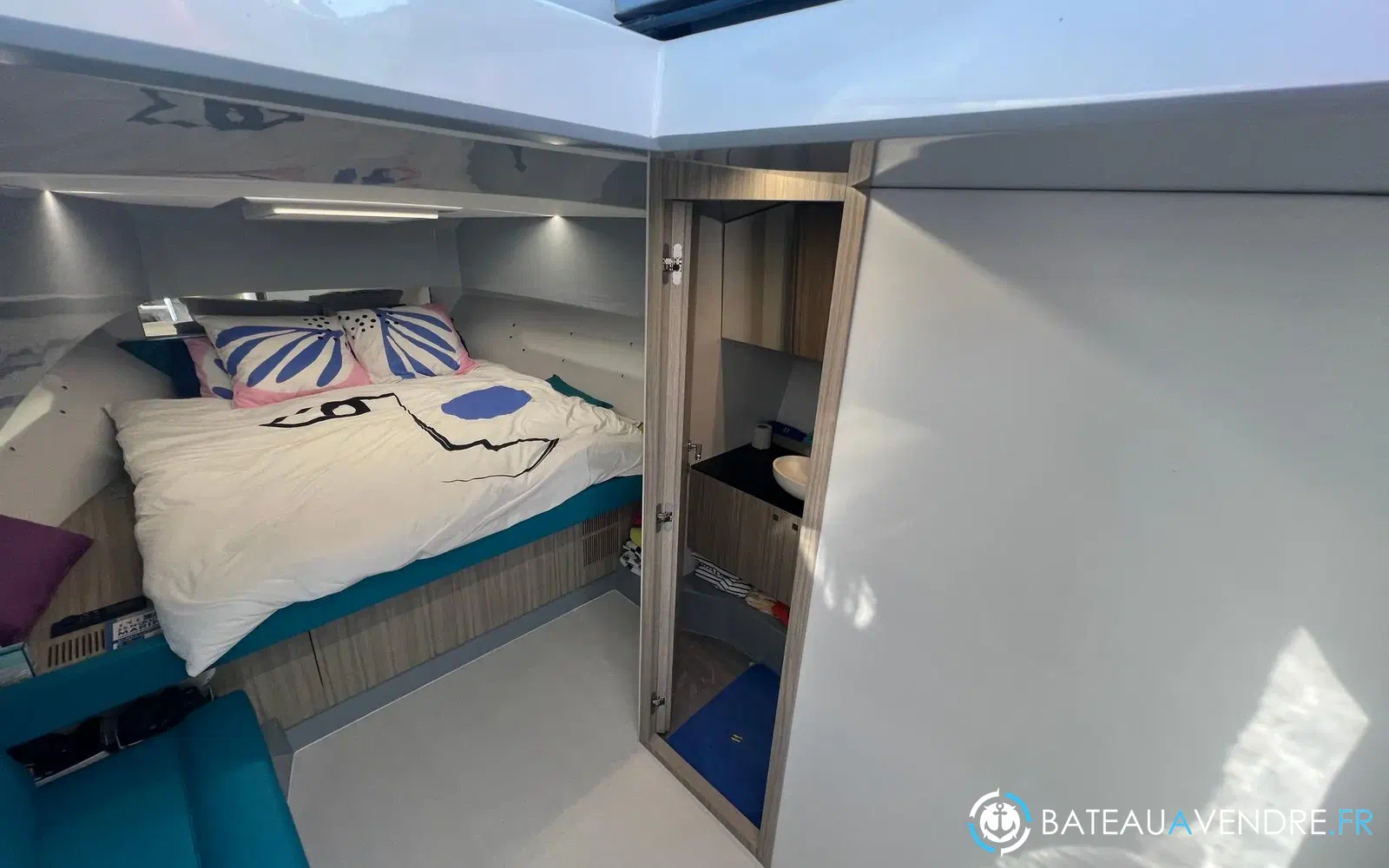 slider 5 Rio Yachts Daytona 34