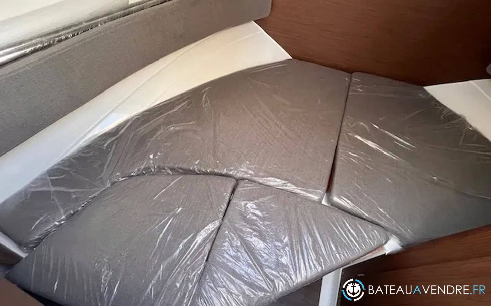 slider 11 Beneteau Antares 8 OB V2