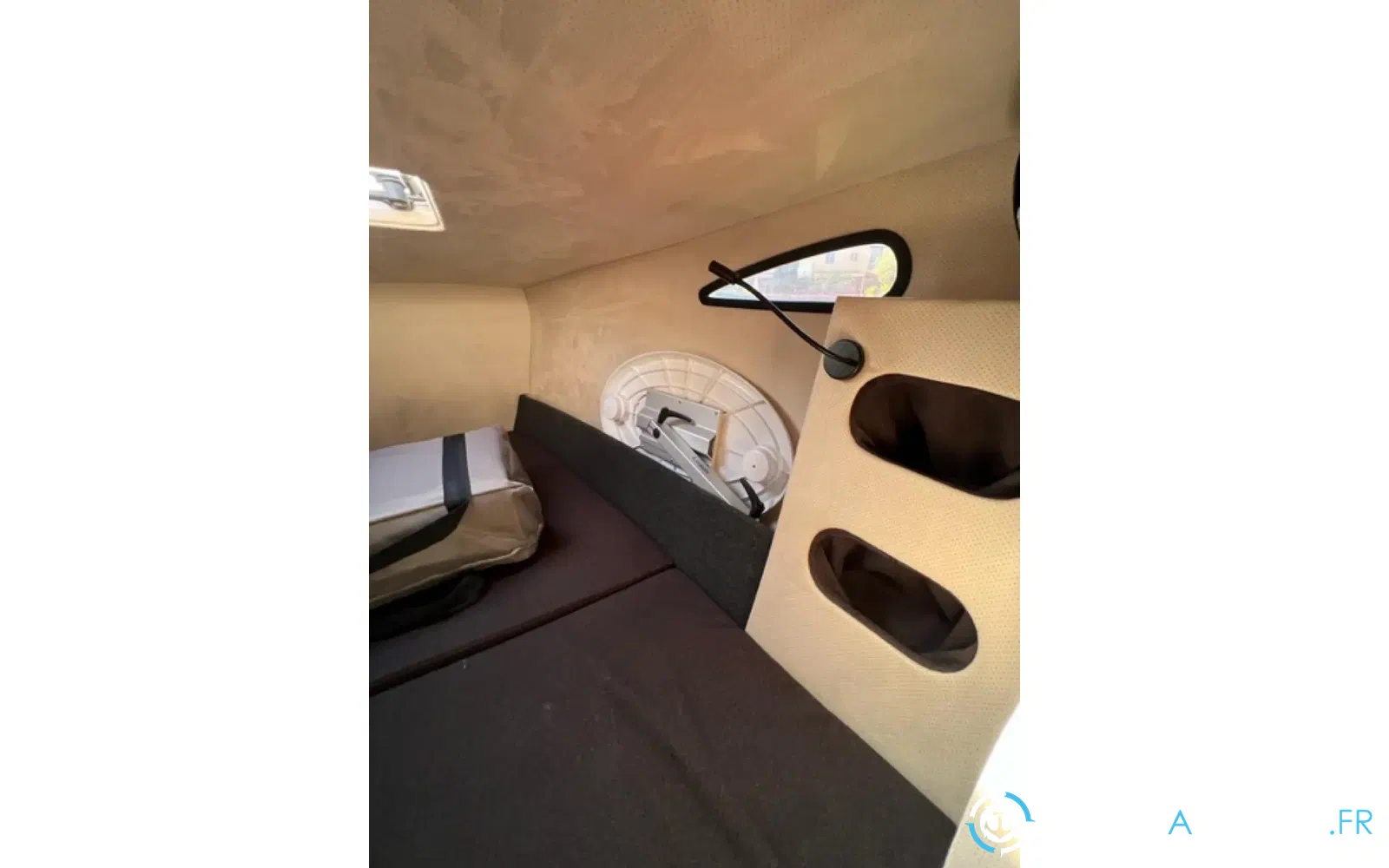 slider 28 Libertist Yachts Libertist 703