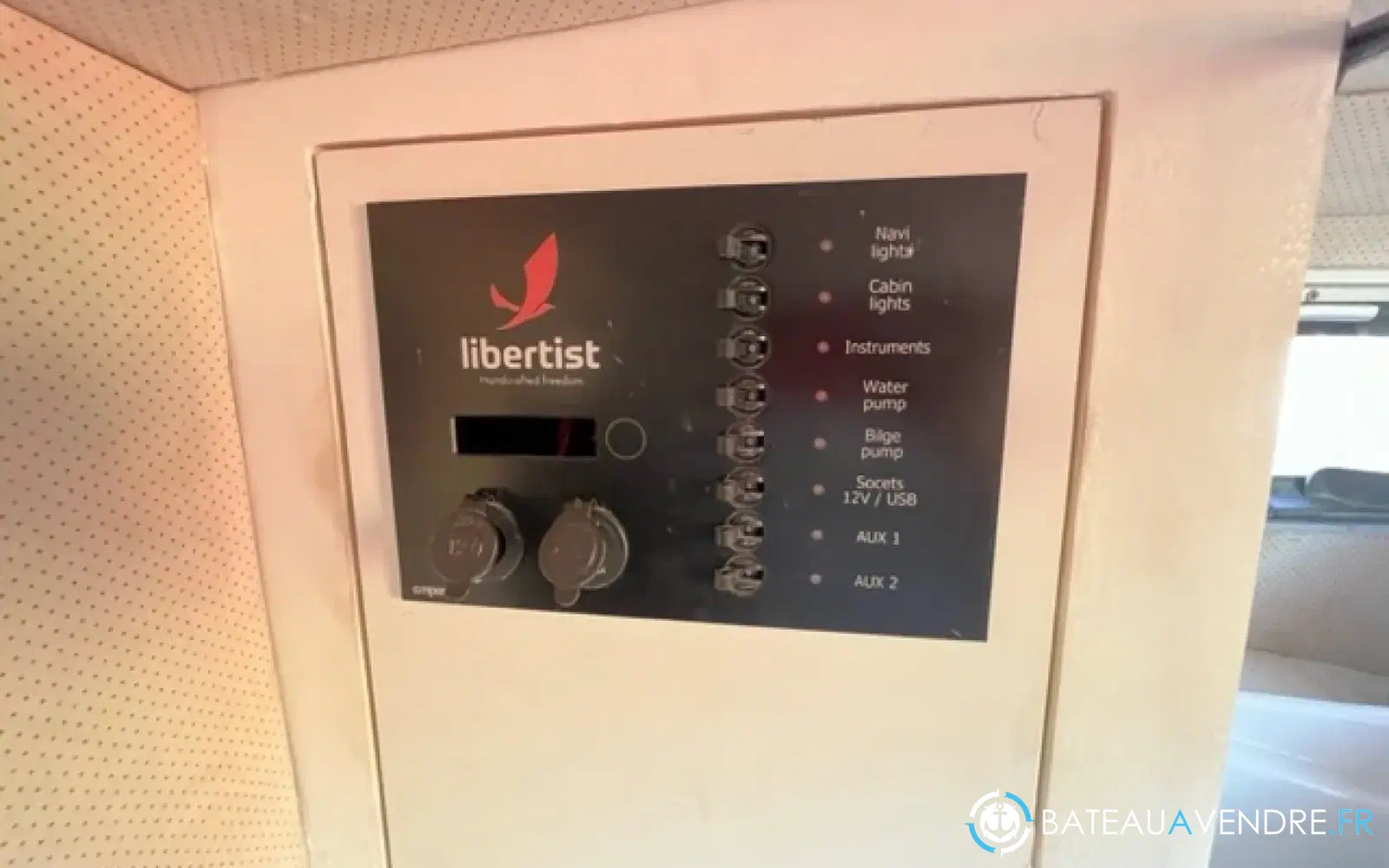slider 33 Libertist Yachts Libertist 703