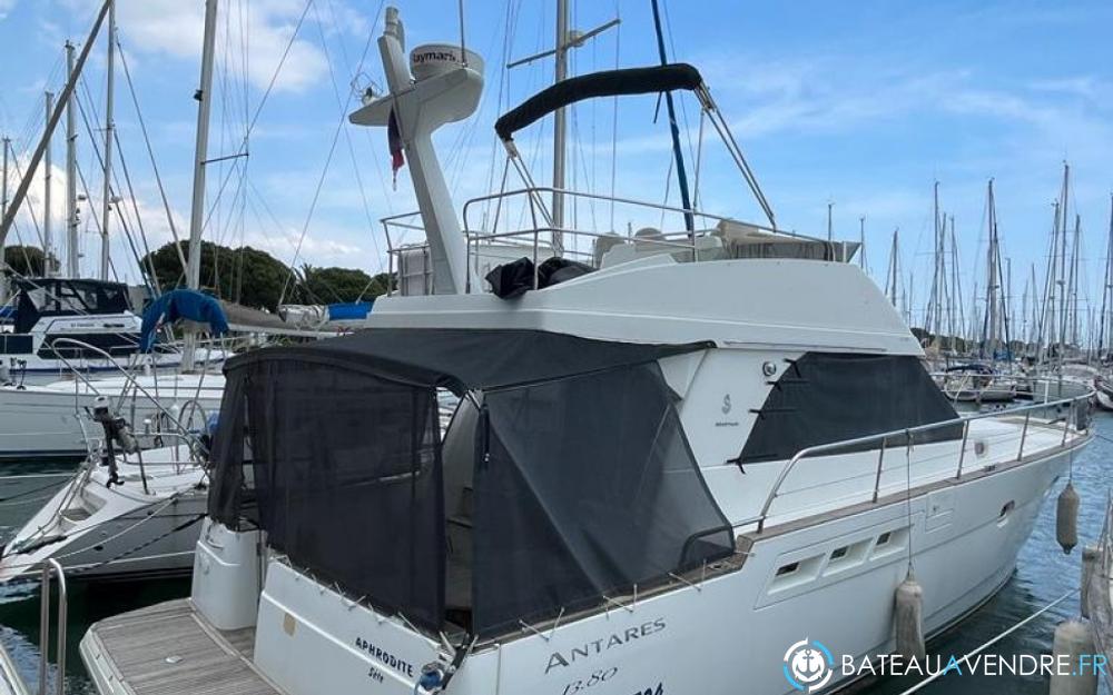 Beneteau Antares 13.80 exterieur photo de présentation