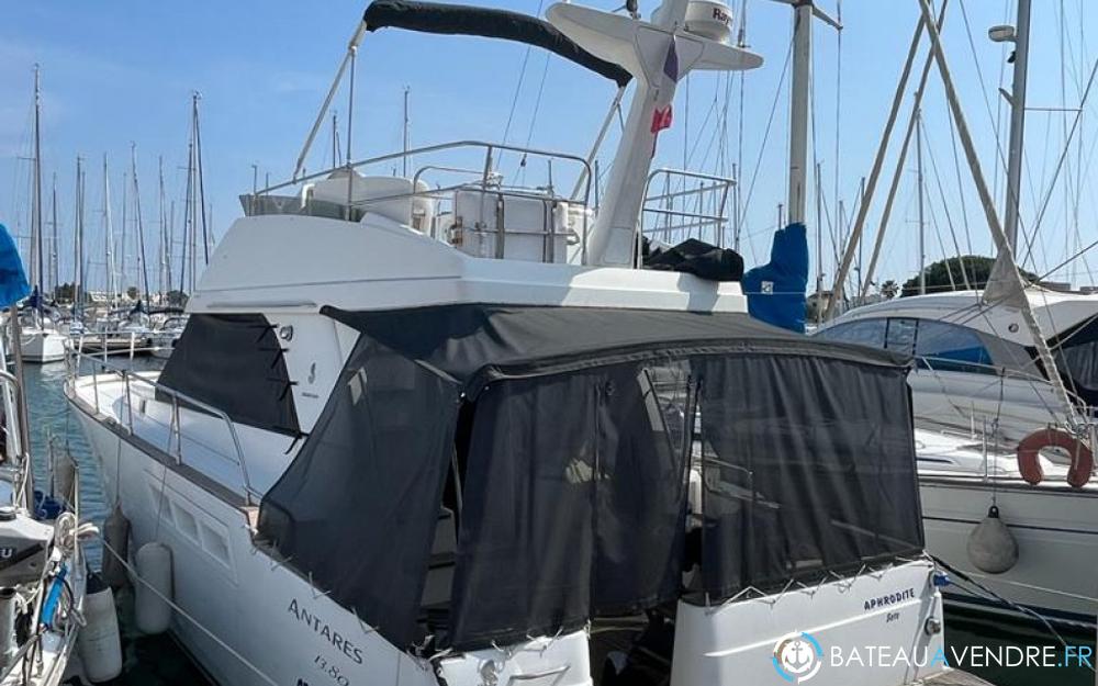 Beneteau Antares 13.80 exterieur photo 2