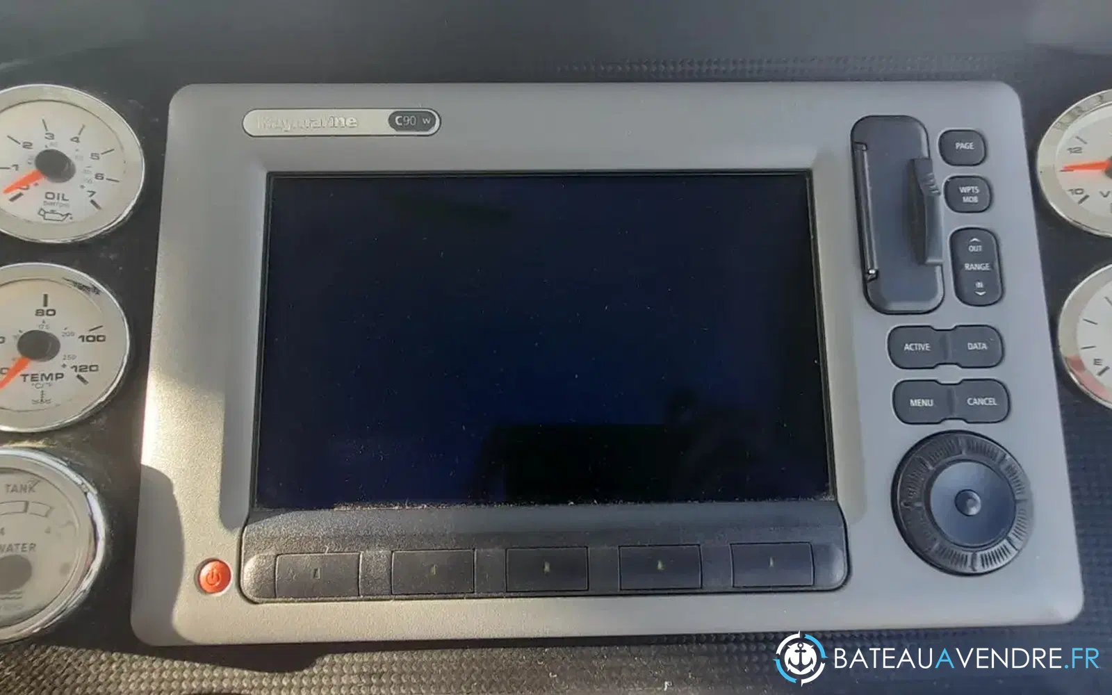 slider 14 Beneteau Antares 30 Fly