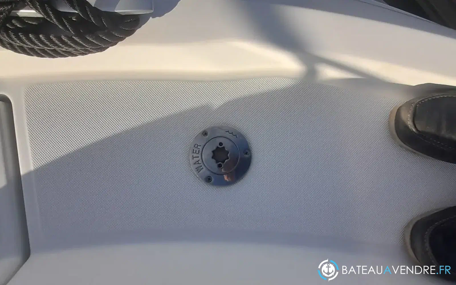 slider 16 Beneteau Antares 30 Fly