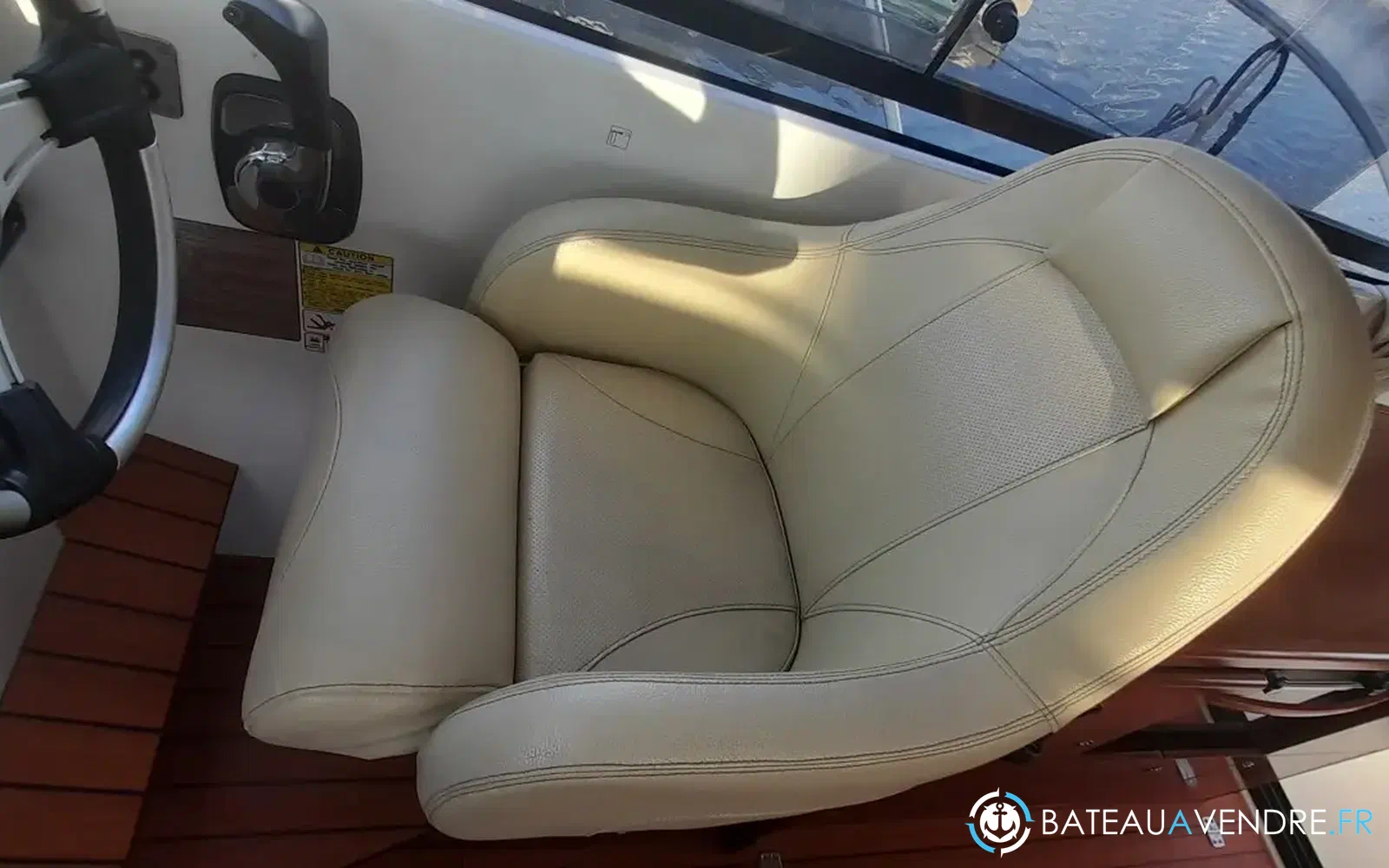 slider 23 Beneteau Antares 30 Fly