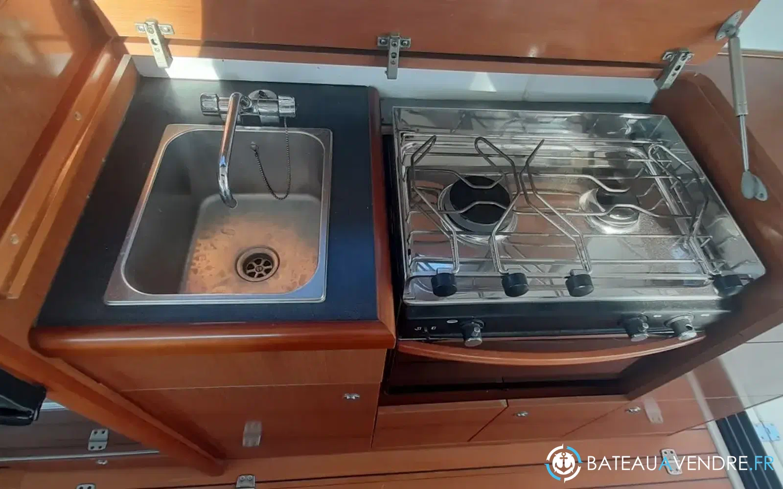 slider 26 Beneteau Antares 30 Fly