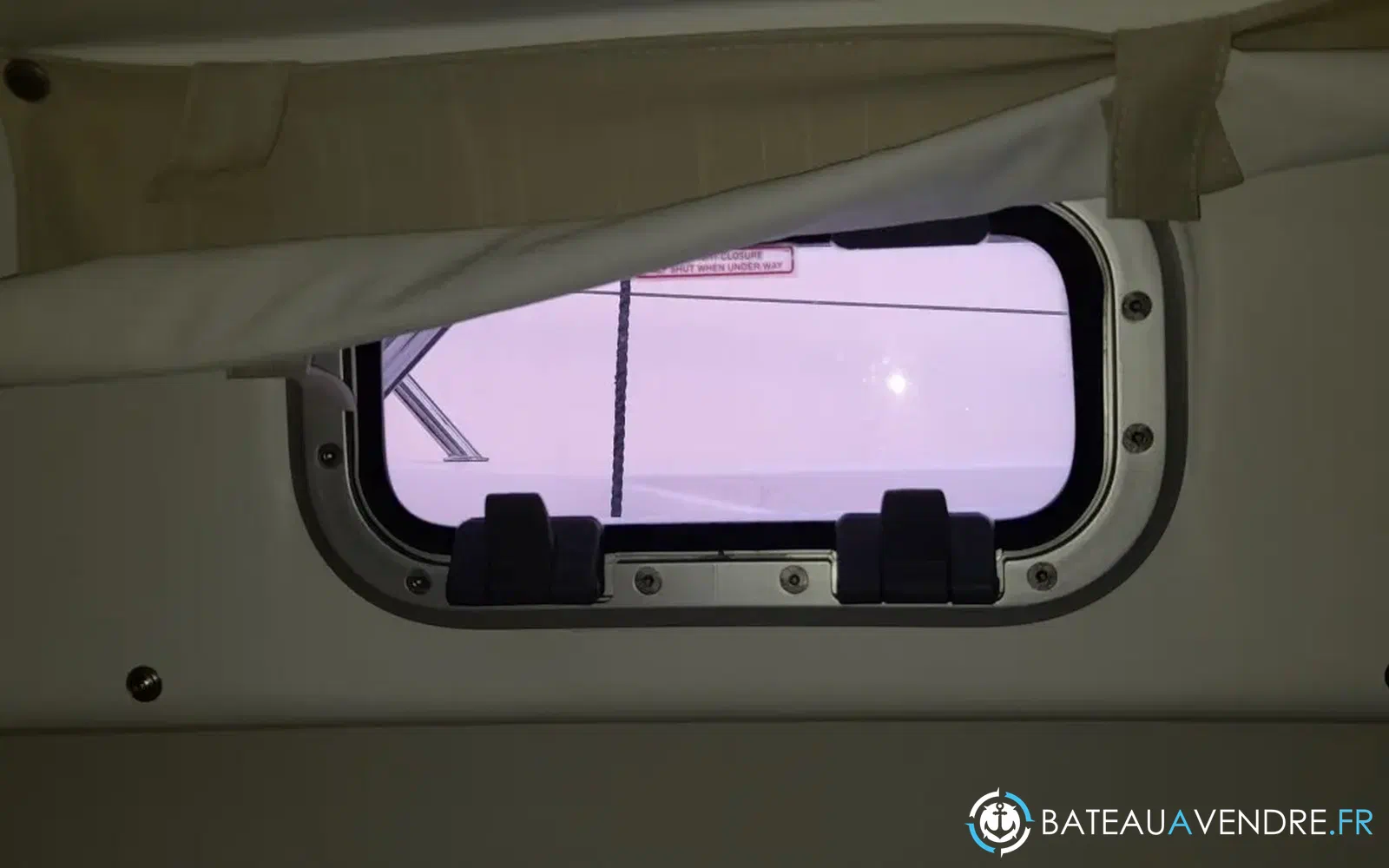 slider 64 Beneteau Antares 30 Fly