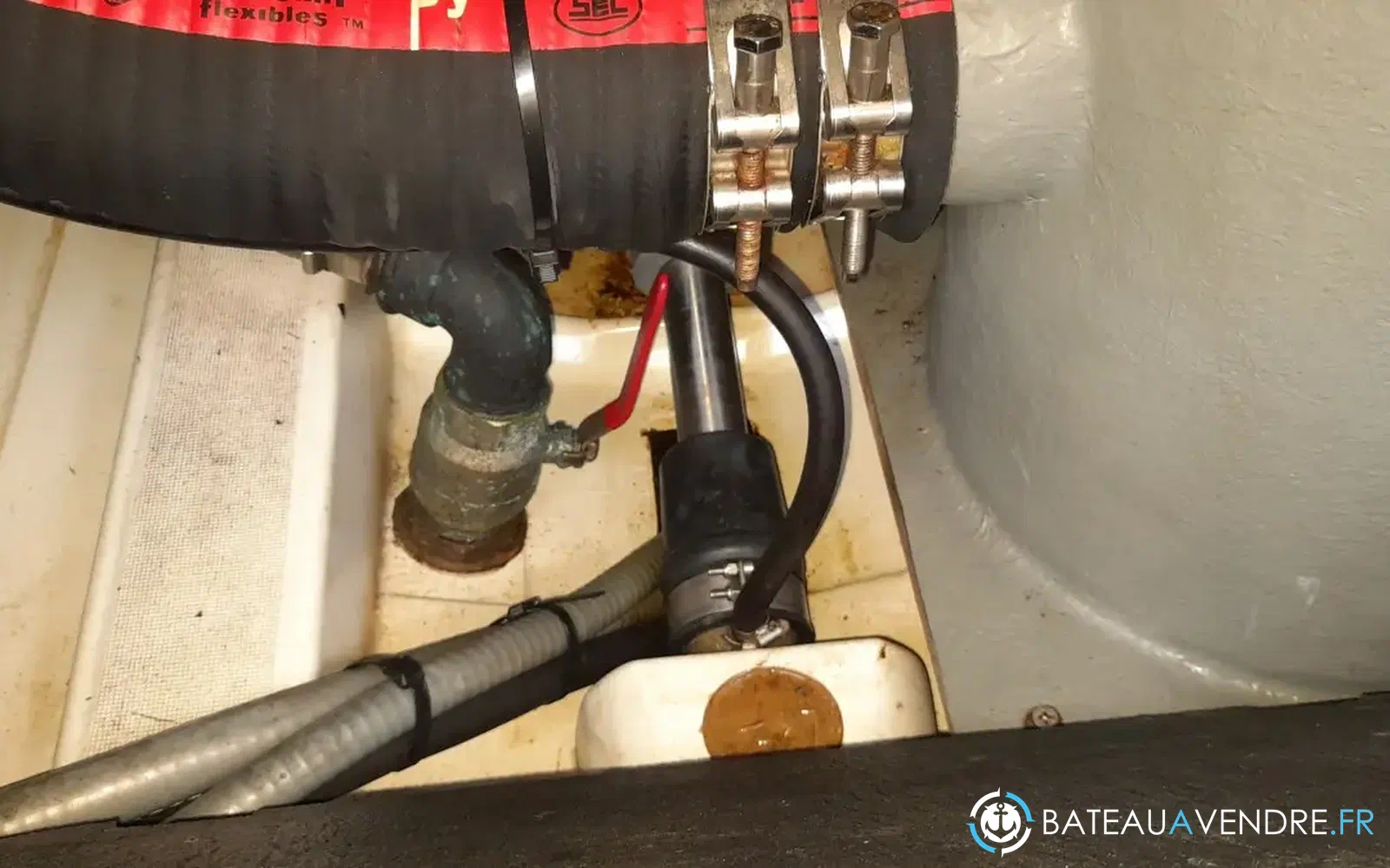 slider 75 Beneteau Antares 30 Fly