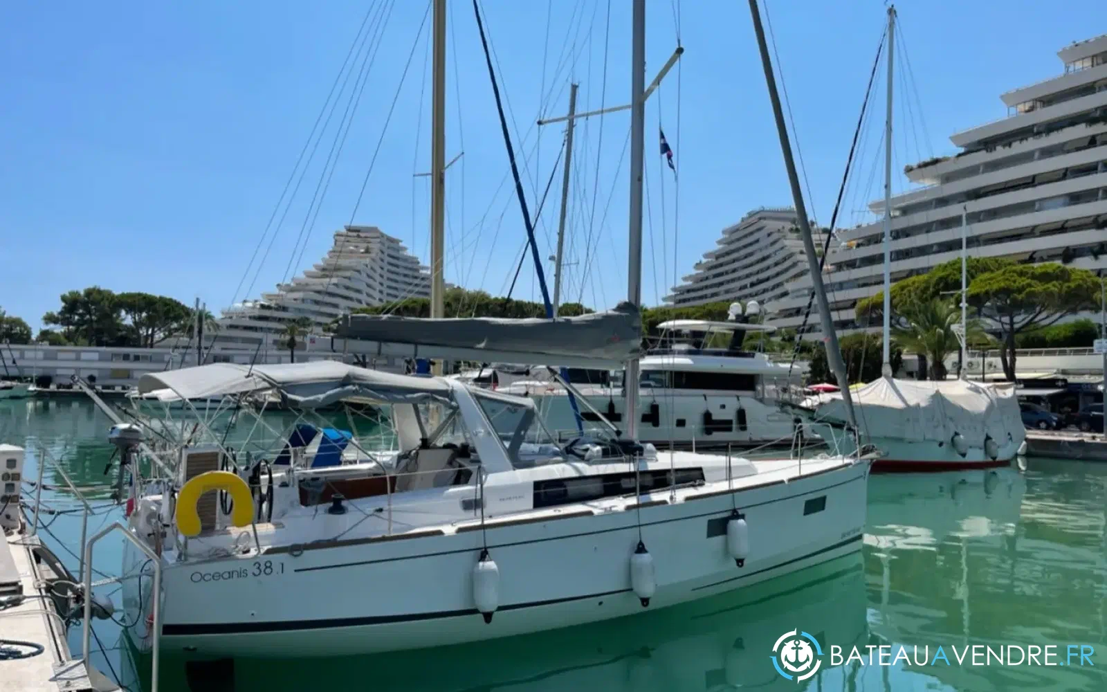 slider 0 Beneteau Oceanis 38.1