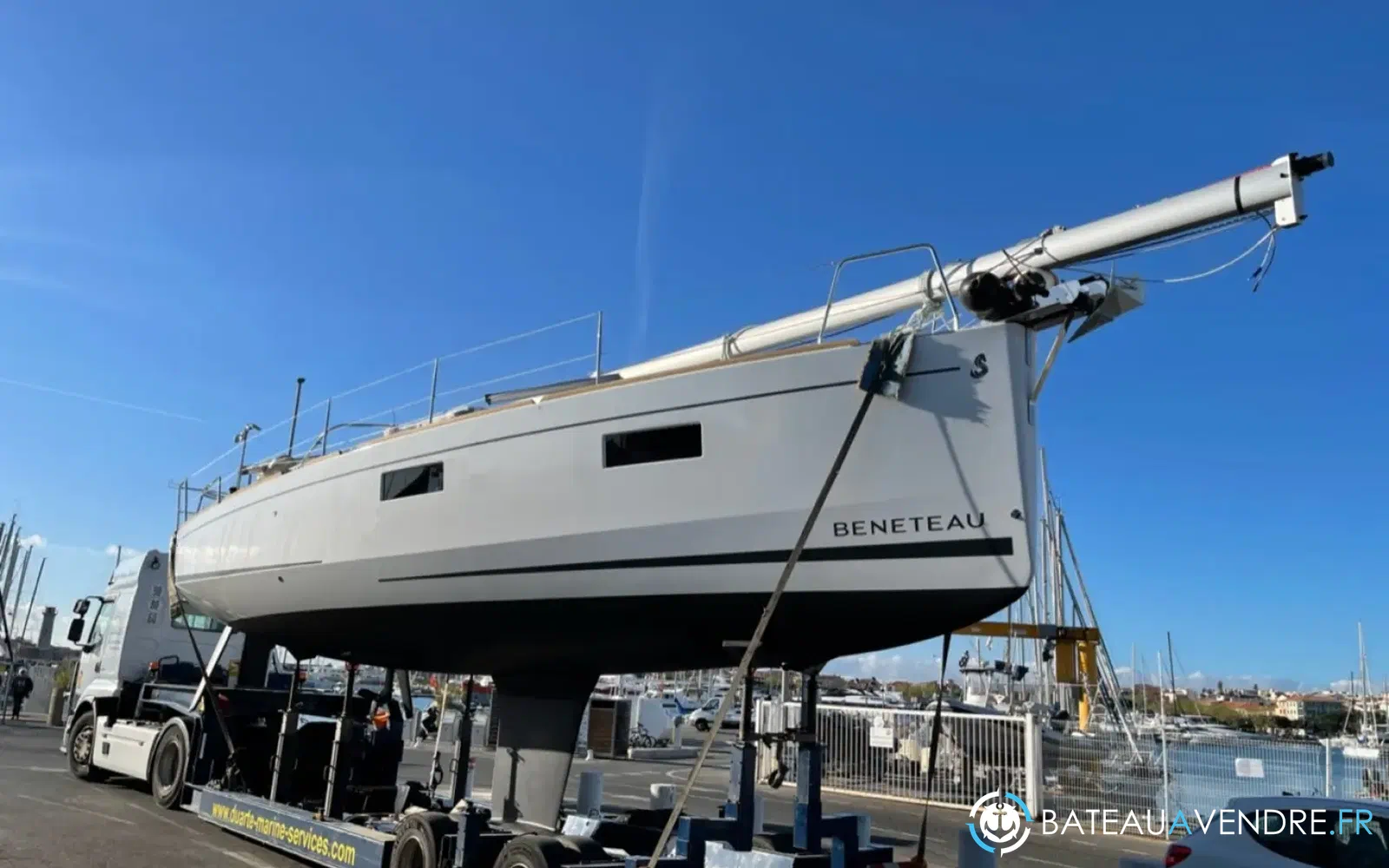slider 4 Beneteau Oceanis 38.1