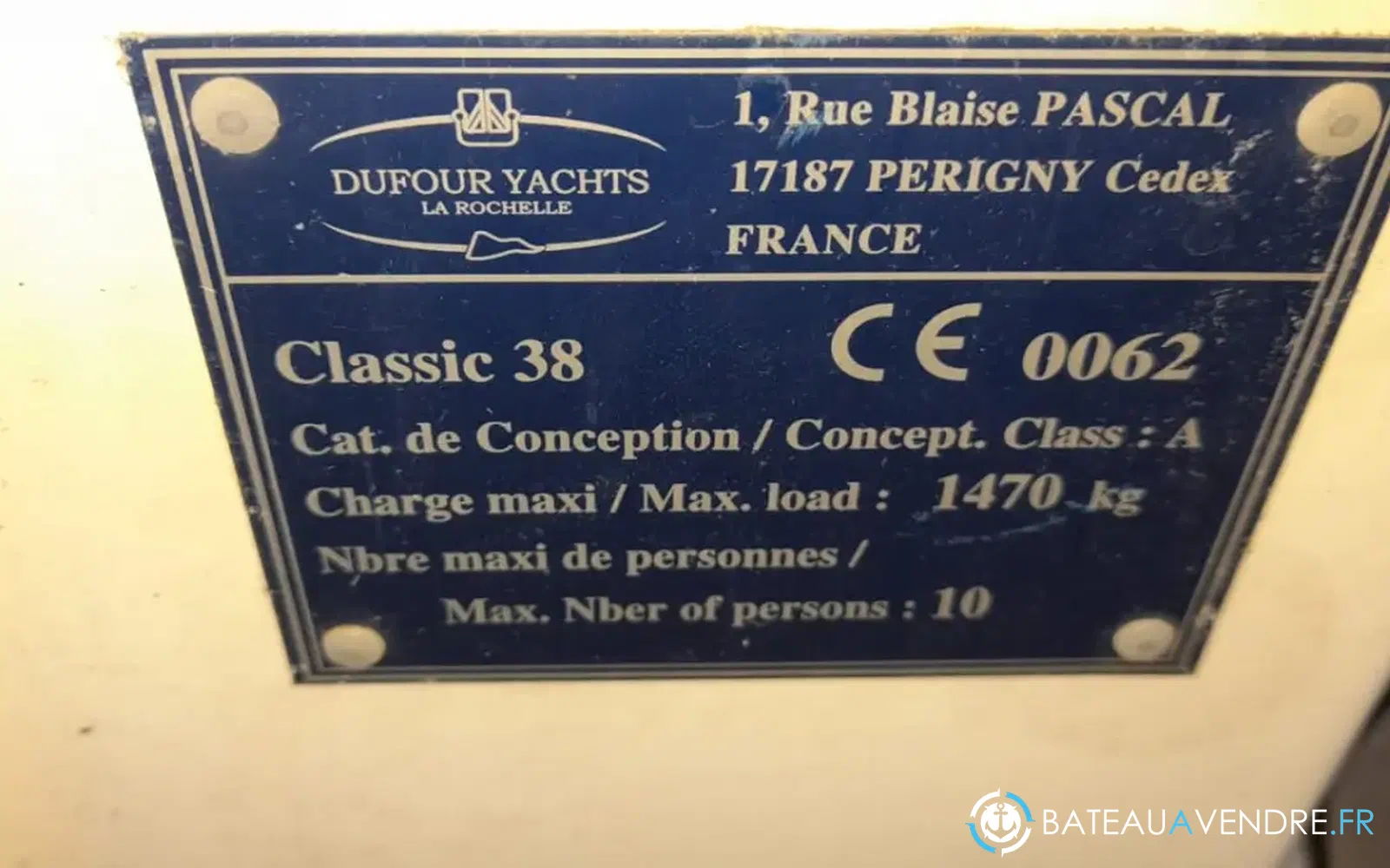 slider 86 Dufour 38 Classic