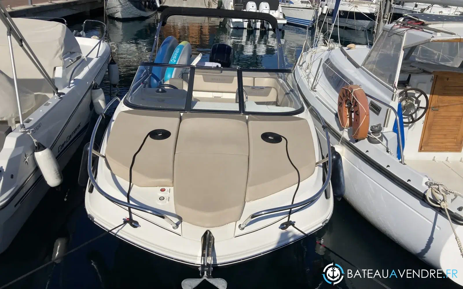 slider 2 Bayliner VR5 Cuddy OB