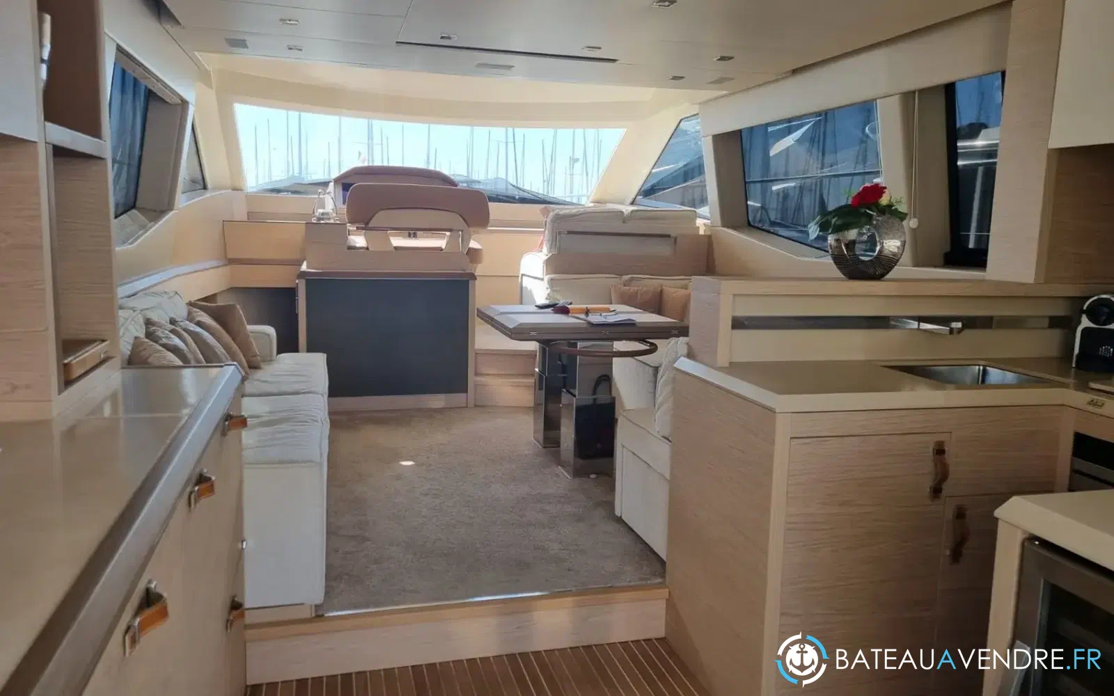 slider 3 Beneteau Monte Carlo 6