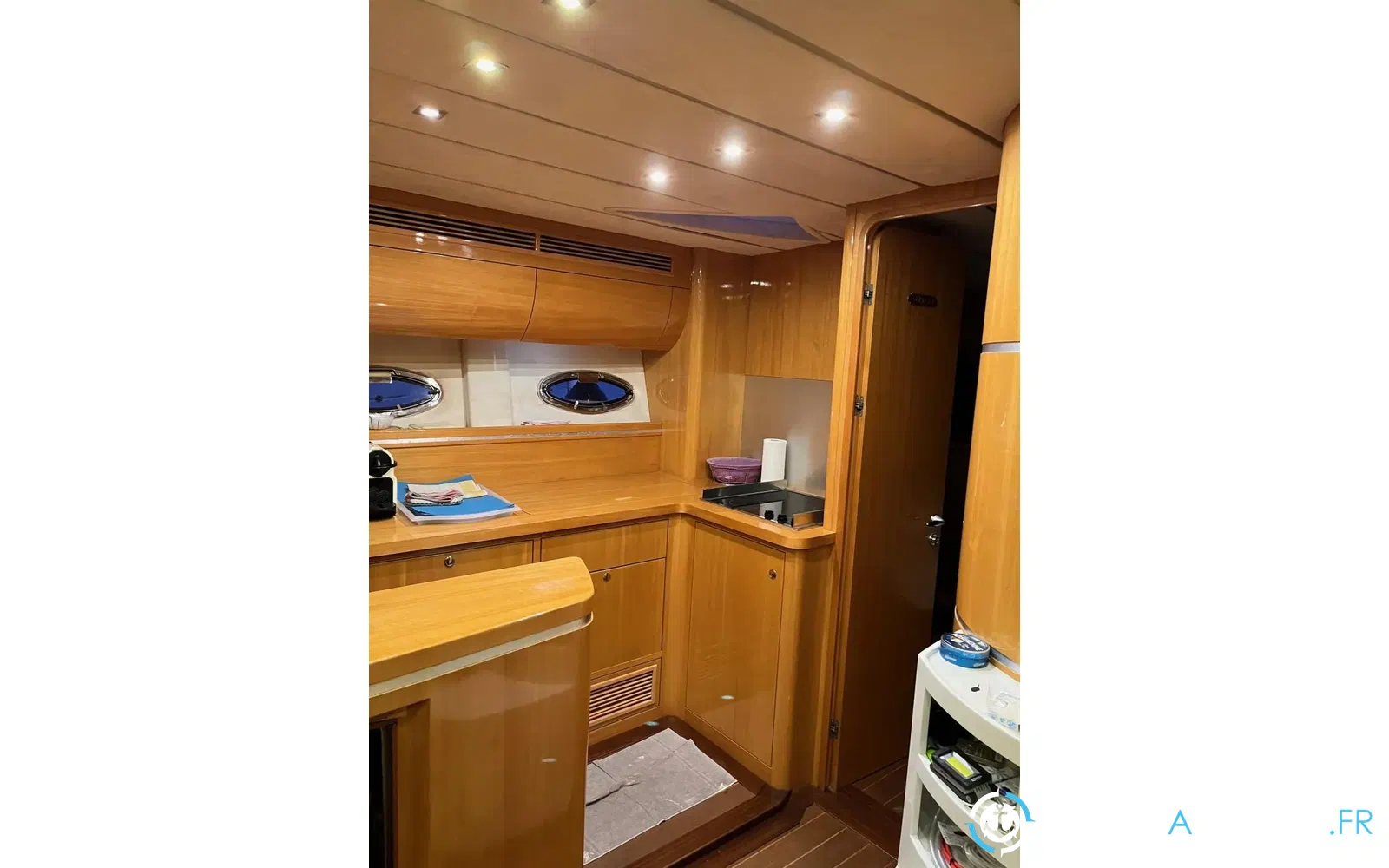 slider 13 Numarine 52 Open