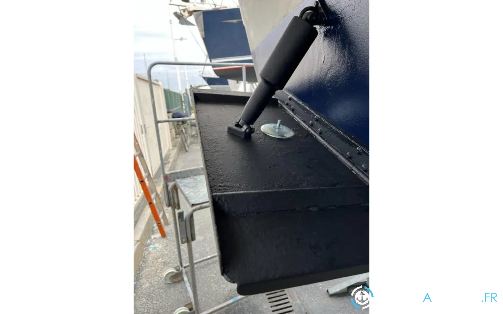 slider 17 Numarine 52 Open