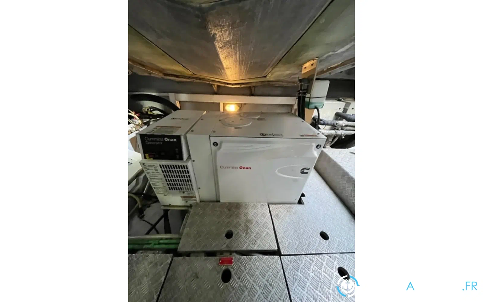 slider 24 Numarine 52 Open