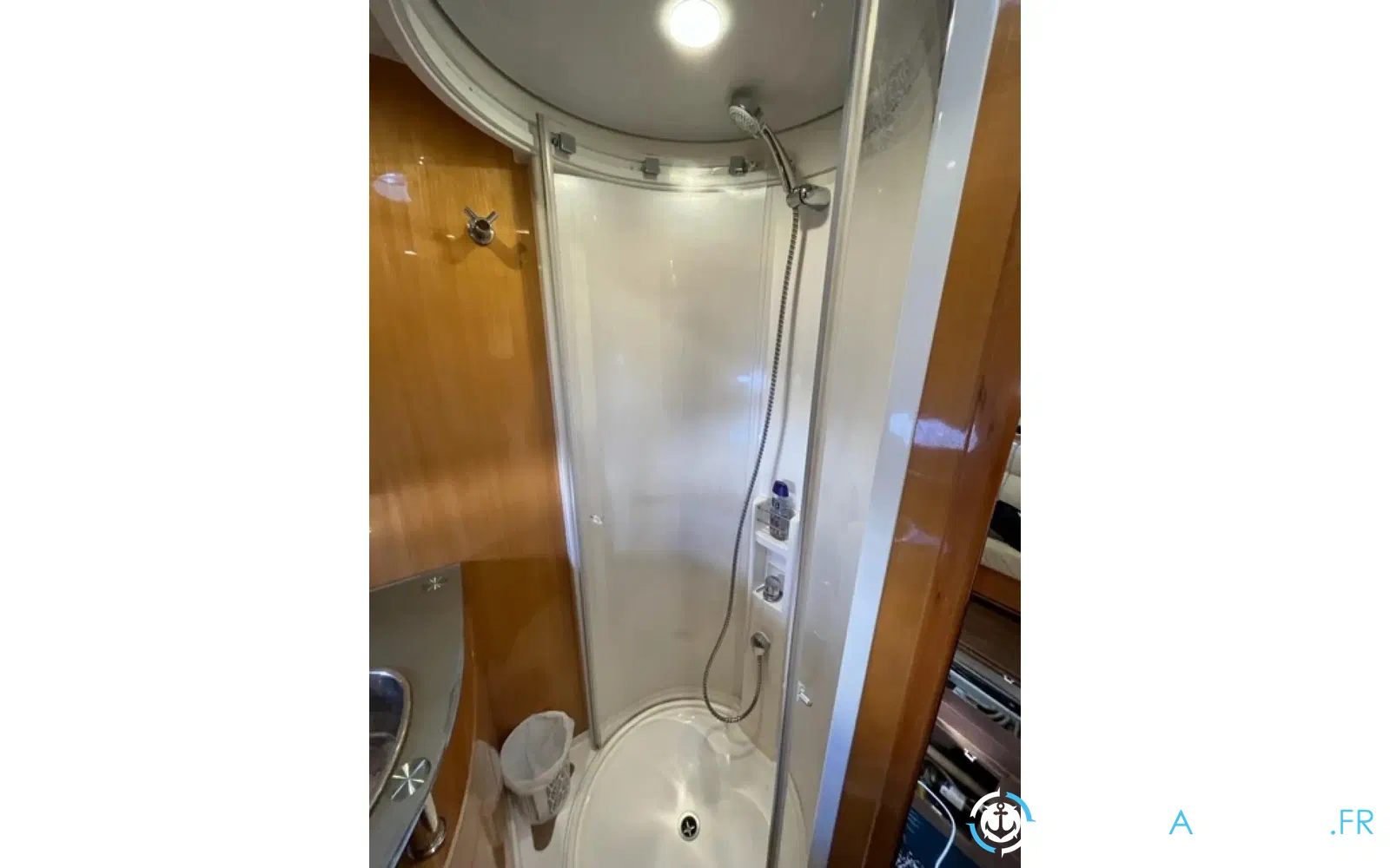 slider 29 Numarine 52 Open