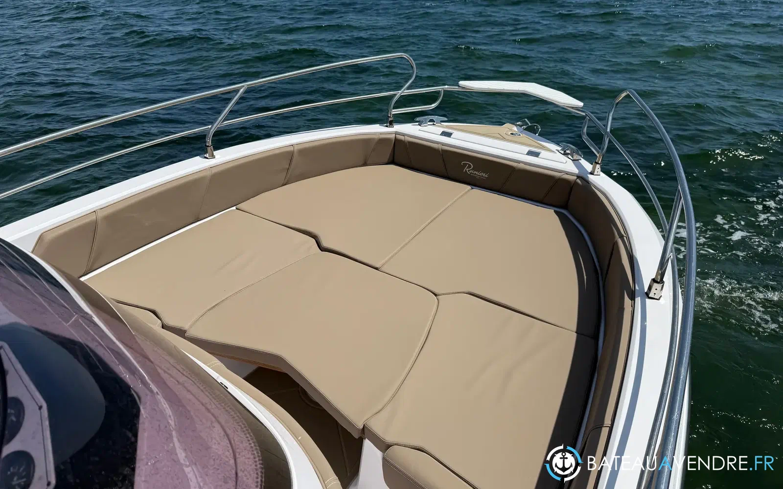 slider 2 Ranieri Voyager 21 S