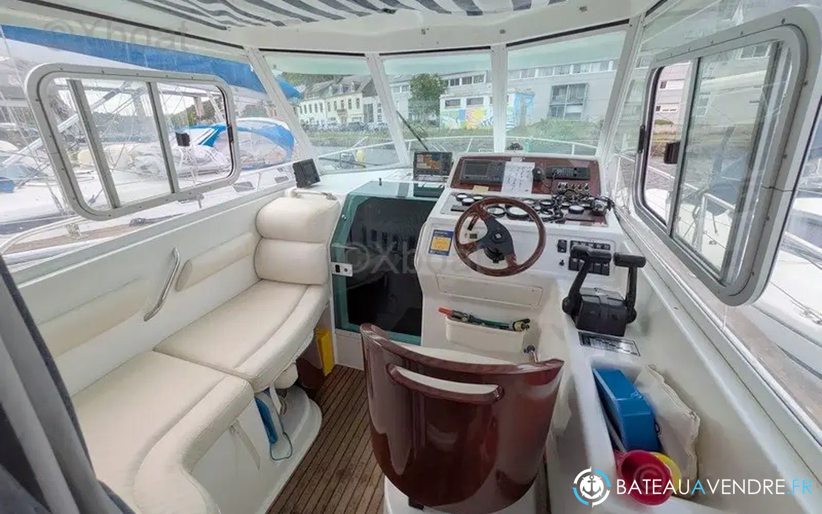 slider 4 Beneteau Ombrine 960 Timonier