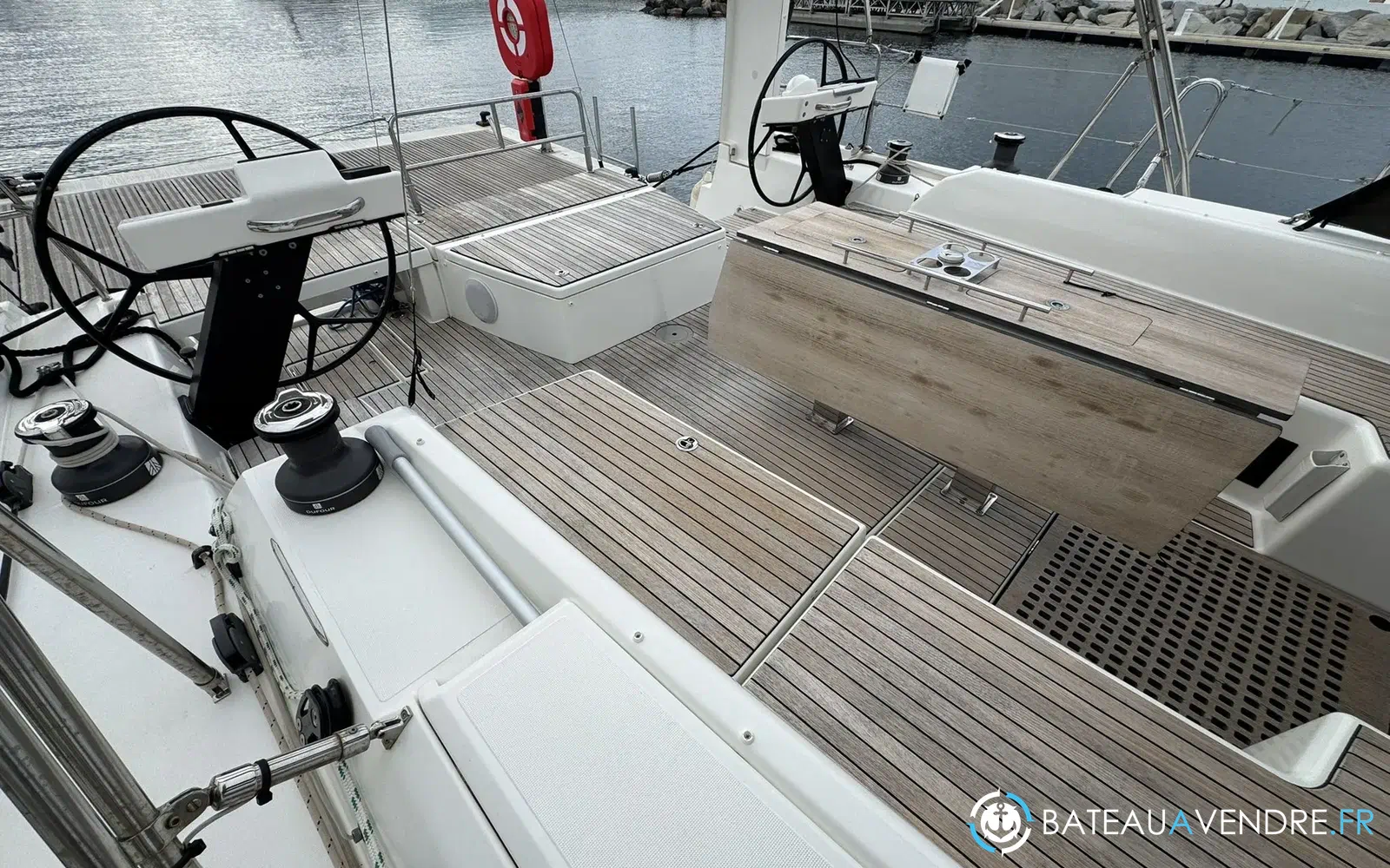 slider 22 Dufour 530