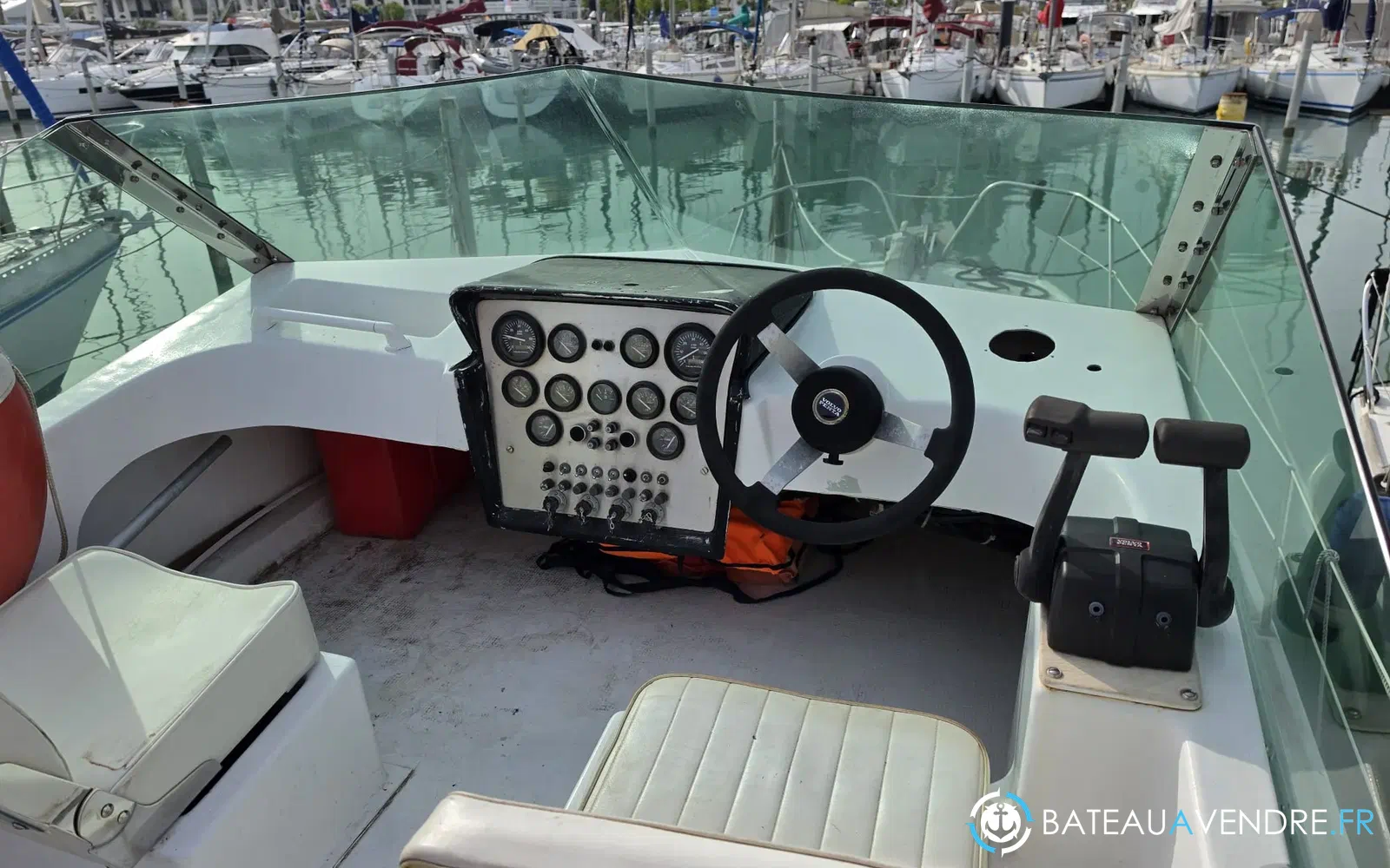 slider 9 Jeanneau Imperator 900