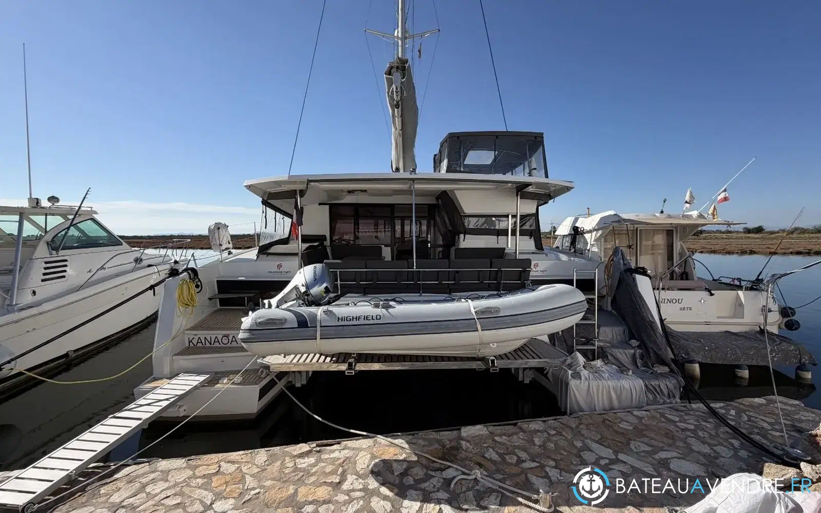 slider 5 Fountaine Pajot Astrea 42