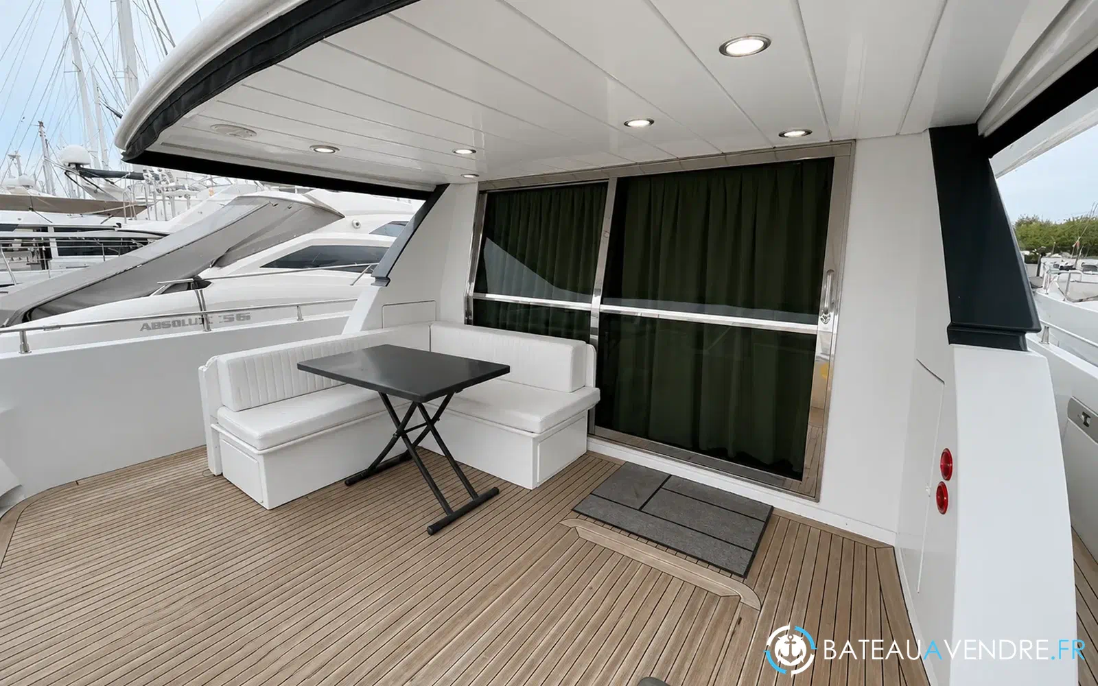 slider 9 Mondomarine M 60
