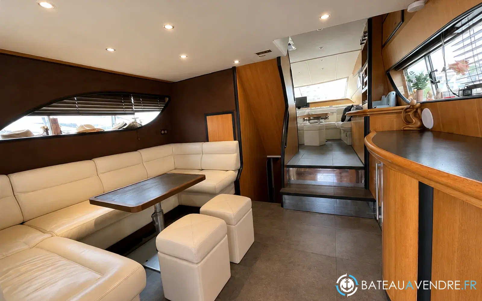 slider 10 Mondomarine M 60