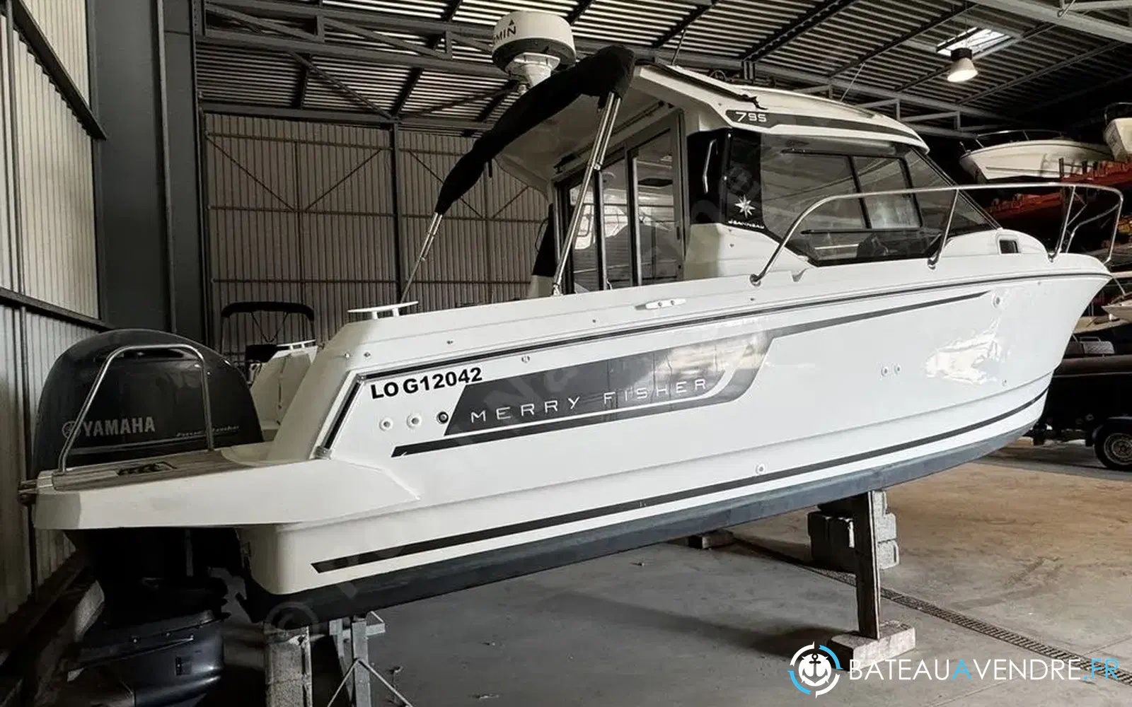 slider 2 Jeanneau Merry Fisher 795