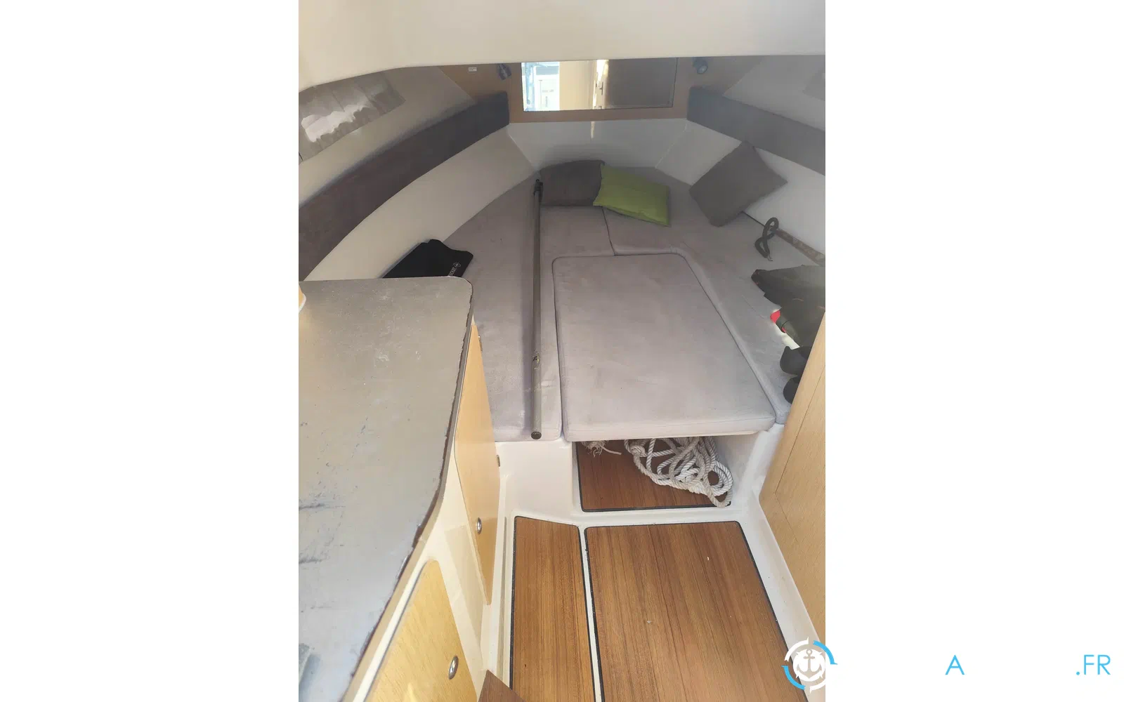 slider 8 Pacific Craft 750 SC