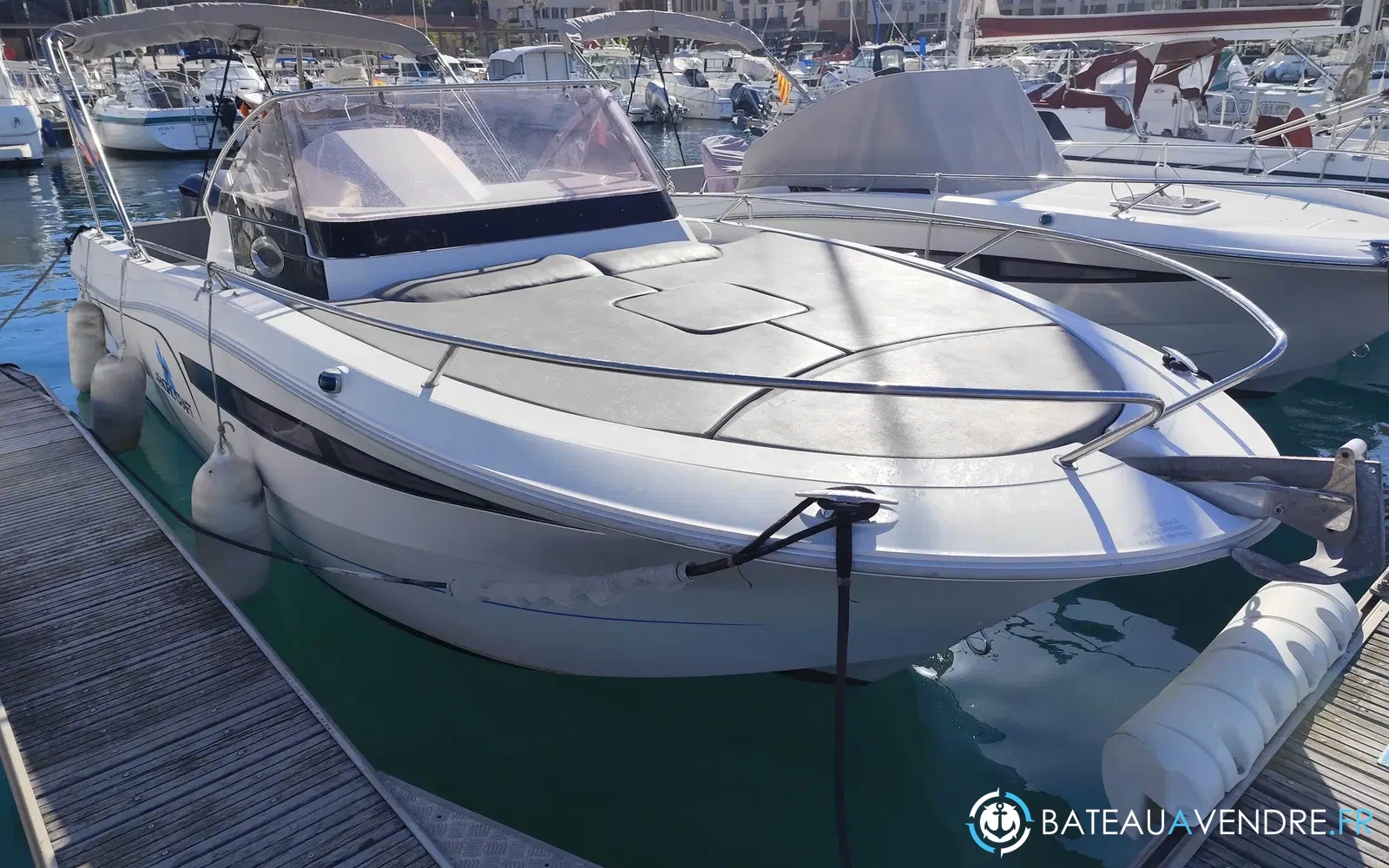 slider 2 Pacific Craft 750 SC