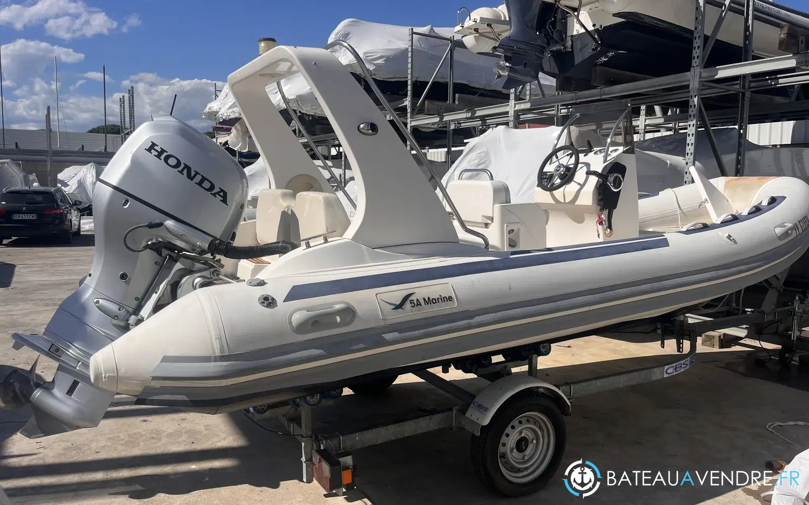 slider 0 5A Marine 520