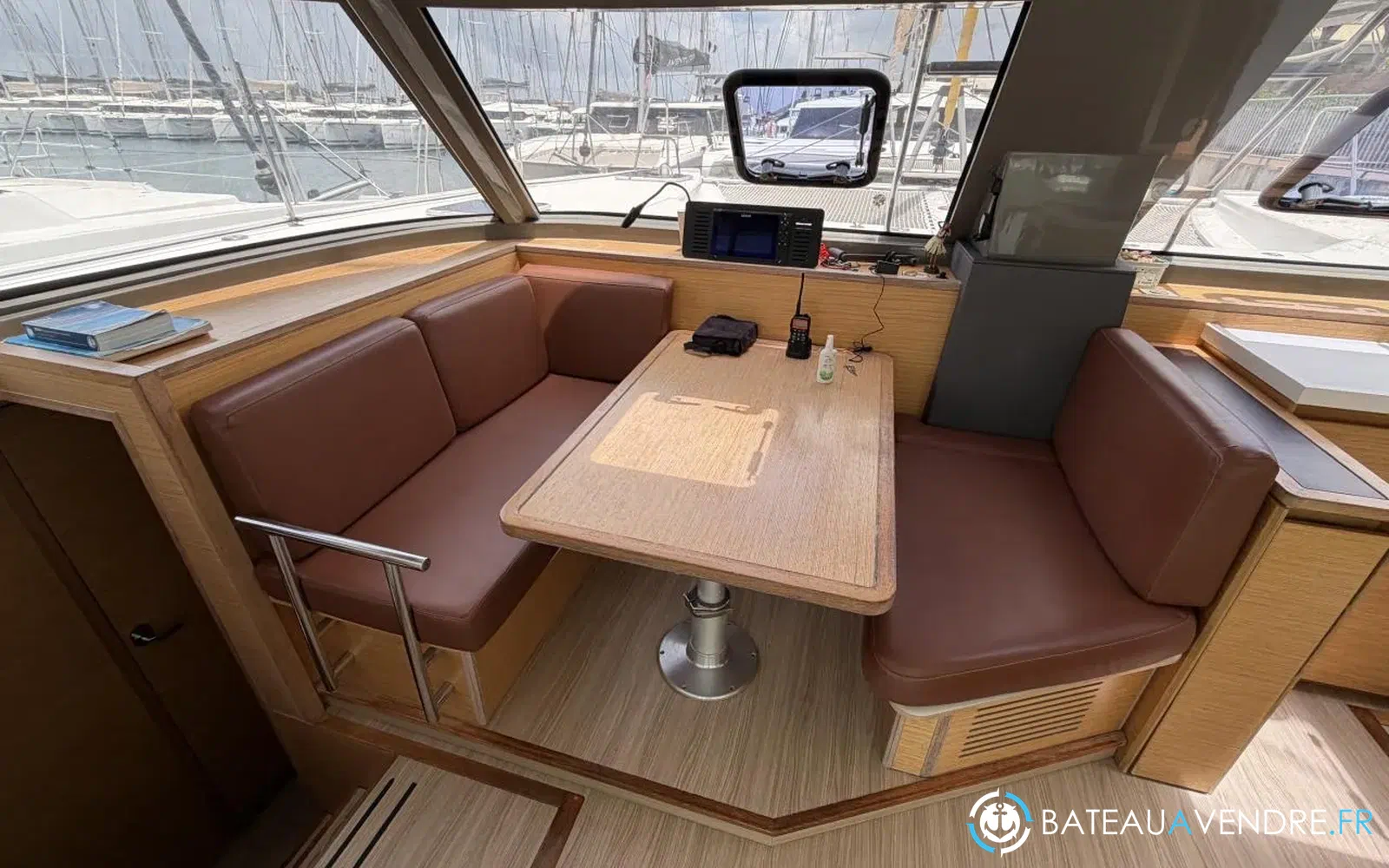slider 23 Nautitech 40 Open