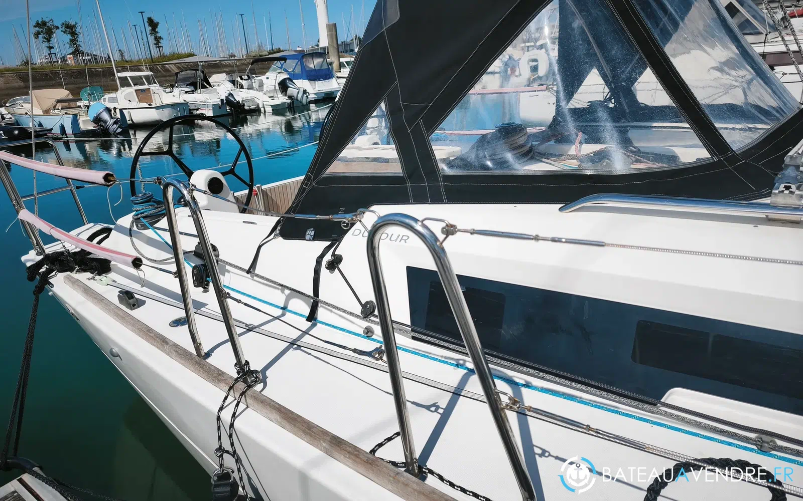 slider 16 Dufour 350 Grand Large