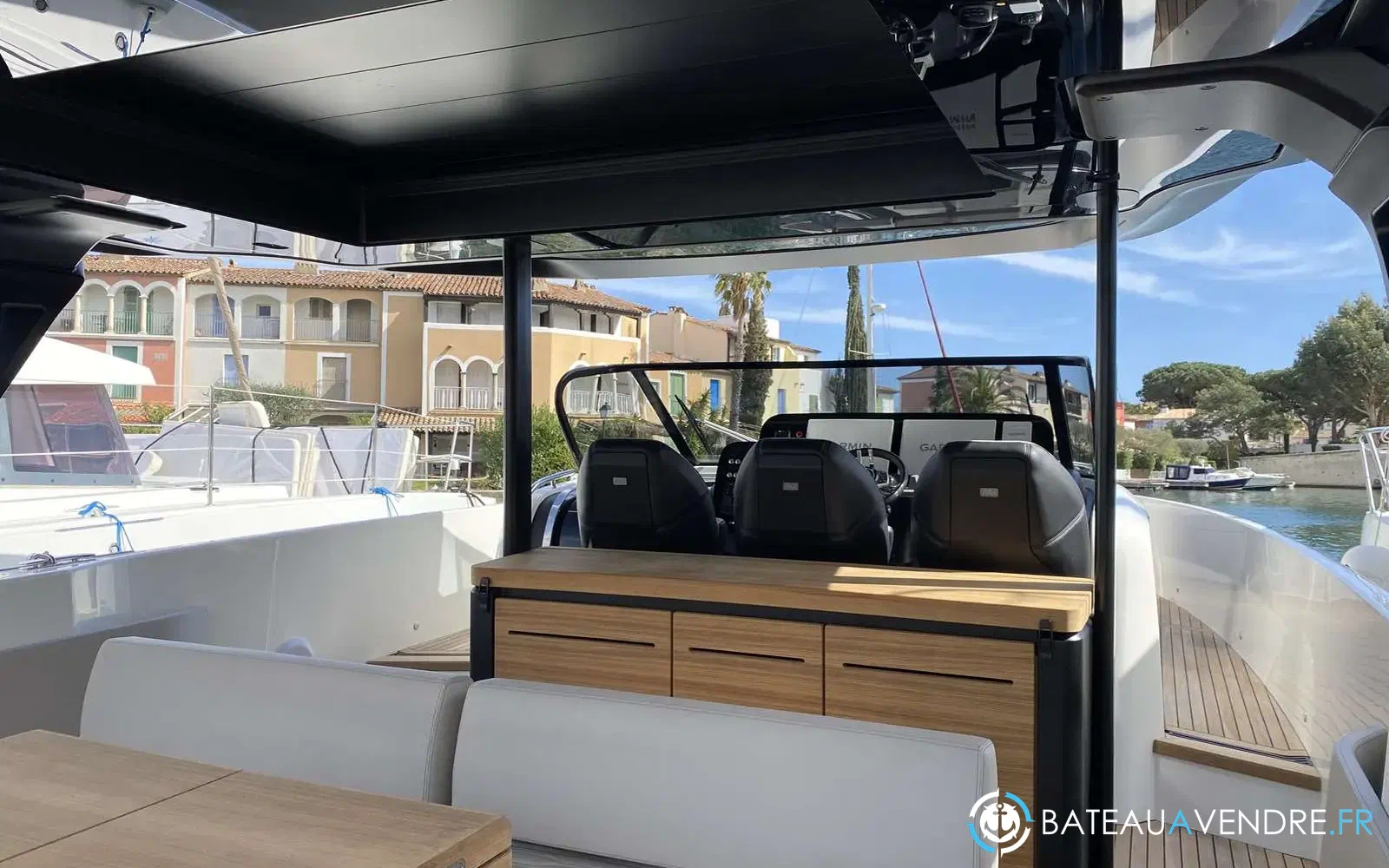 slider 5 Cranchi A46 Luxury Tender