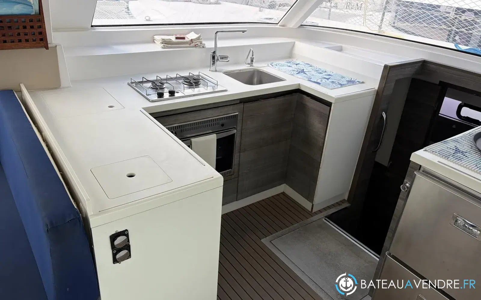 slider 17 Nautitech 40 Open