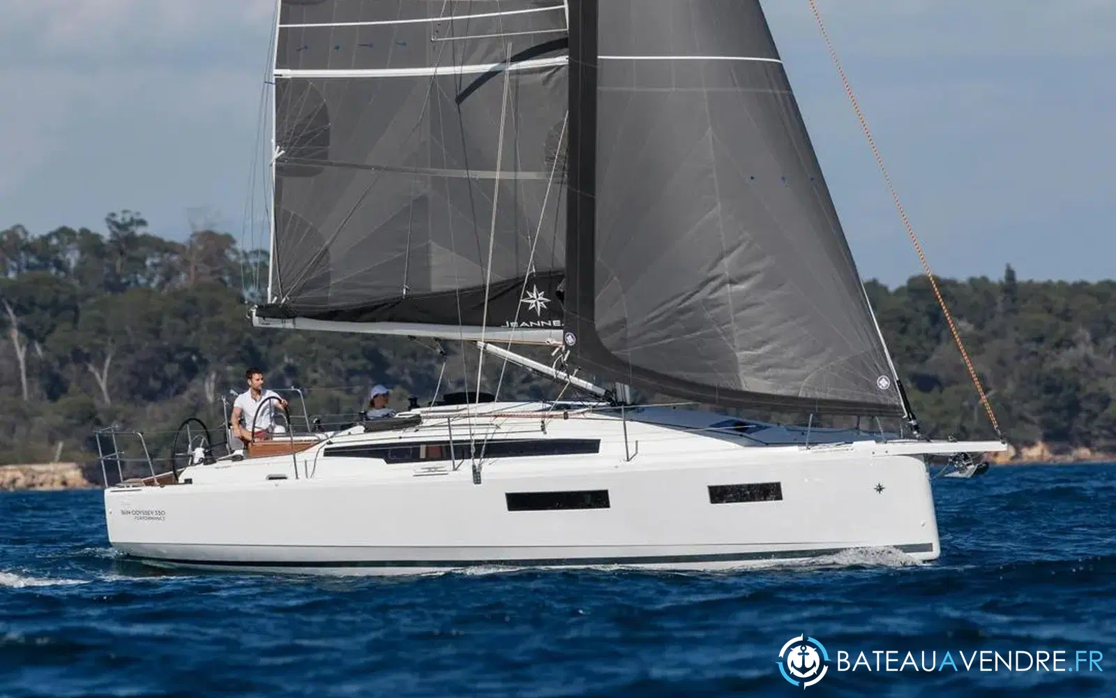 slider 1 Jeanneau sun odyssey 350