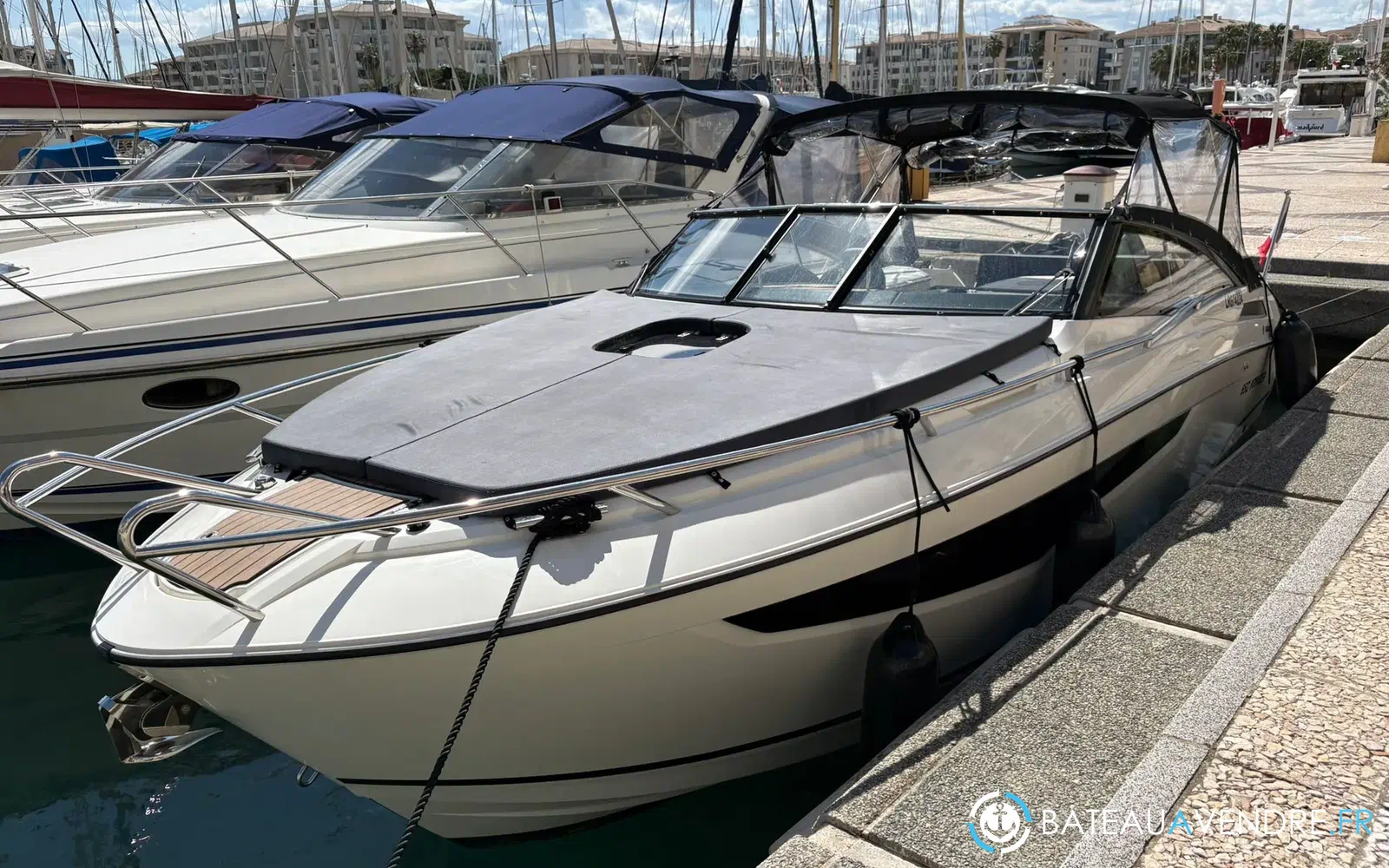 slider 0 Parker Voyager 850