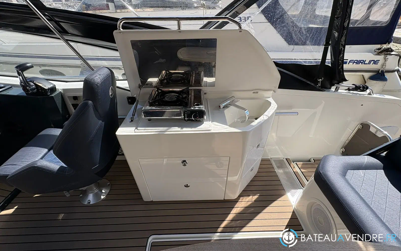 slider 12 Parker Voyager 850