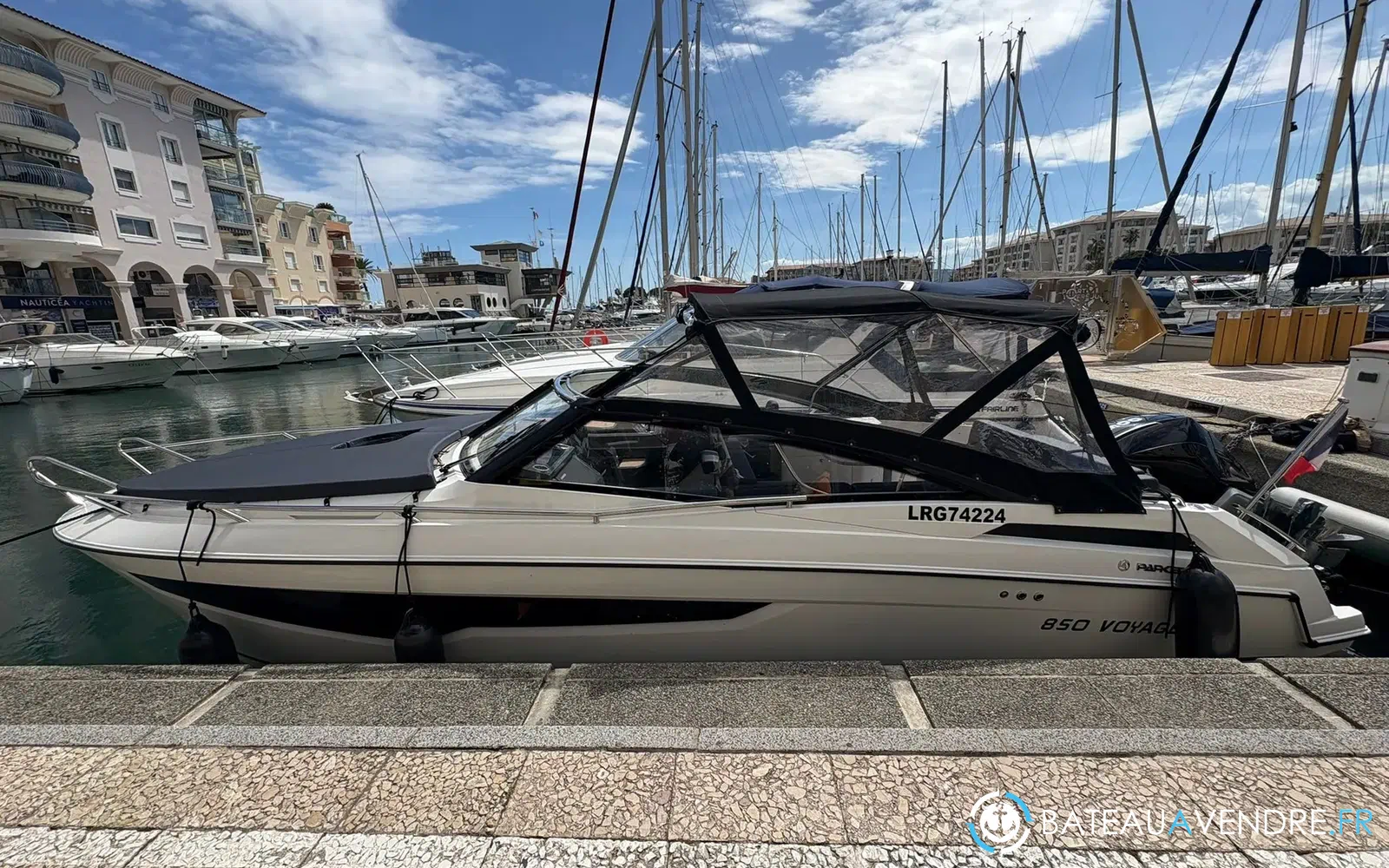slider 1 Parker Voyager 850