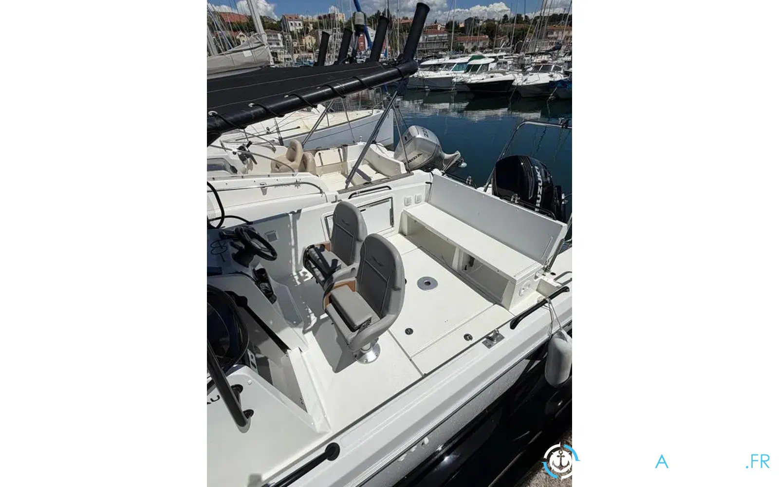 slider 18 Beneteau Flyer 8
