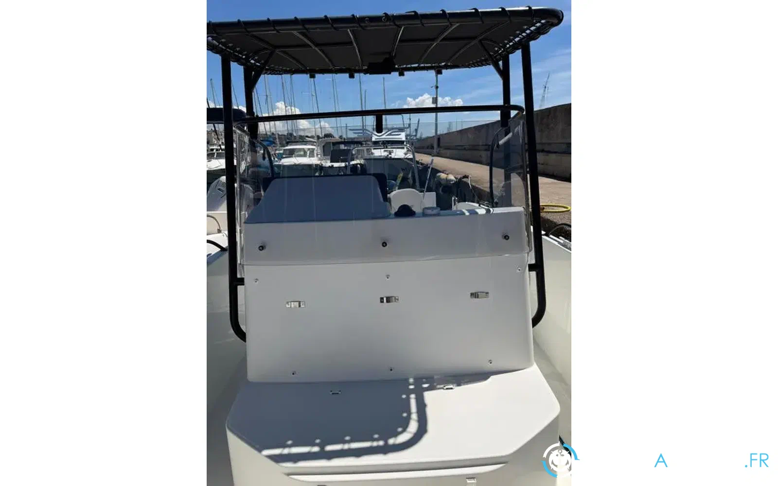 slider 7 Beneteau Flyer 8