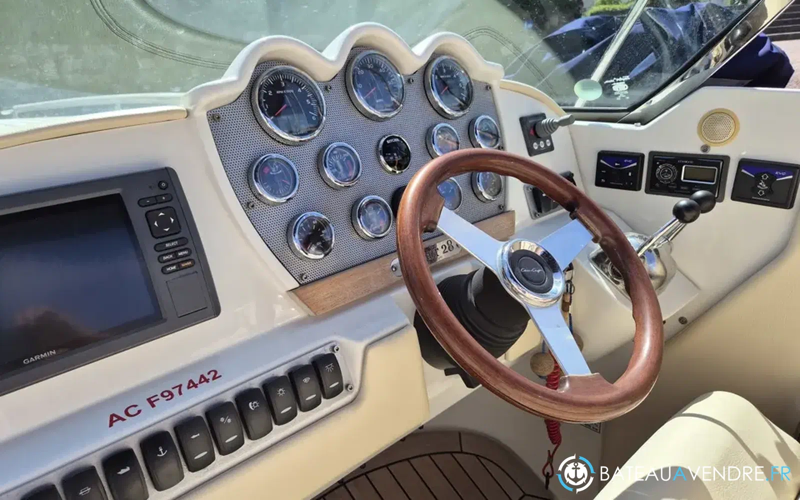 slider 17 Chris Craft Corsair 28