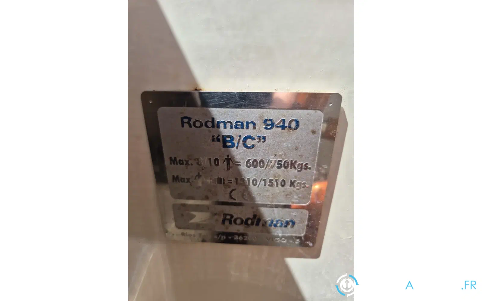 slider 16 Rodman 940