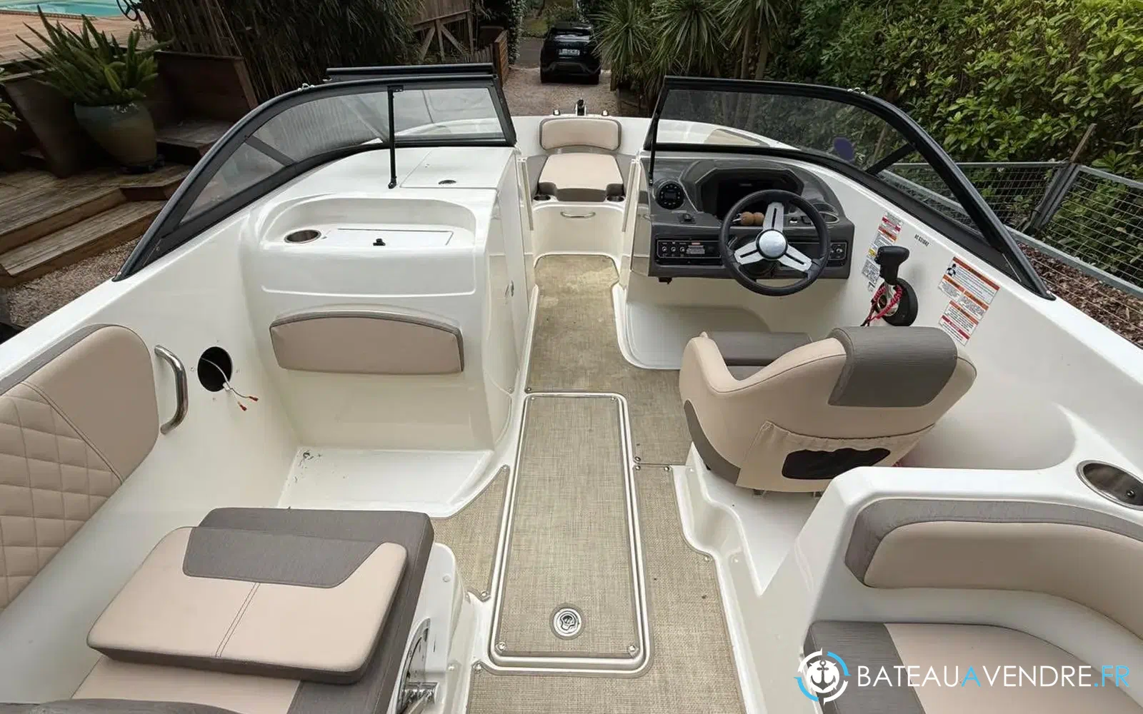 slider 13 Bayliner VR6 OB