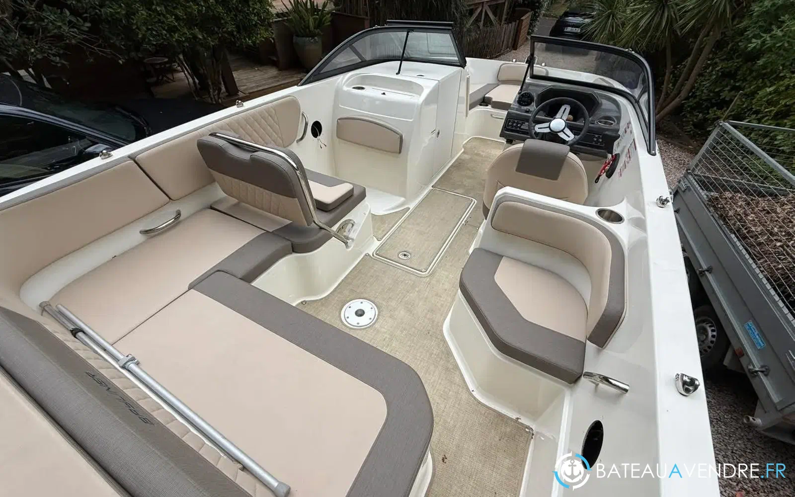 slider 14 Bayliner VR6 OB