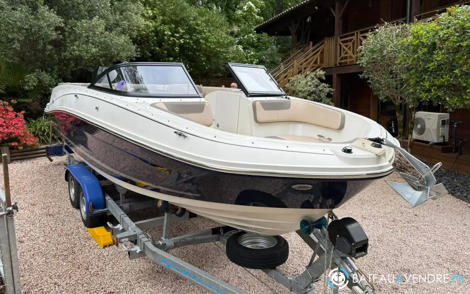 slider 0 Bayliner VR6 OB