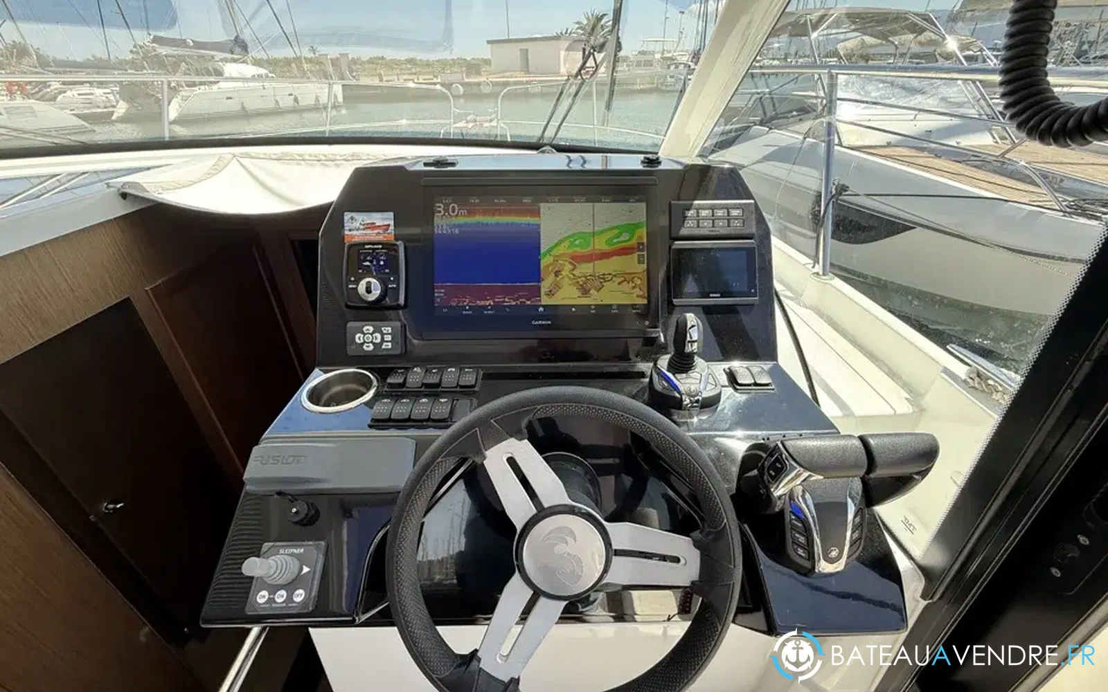 slider 29 Beneteau Antares 11 OB
